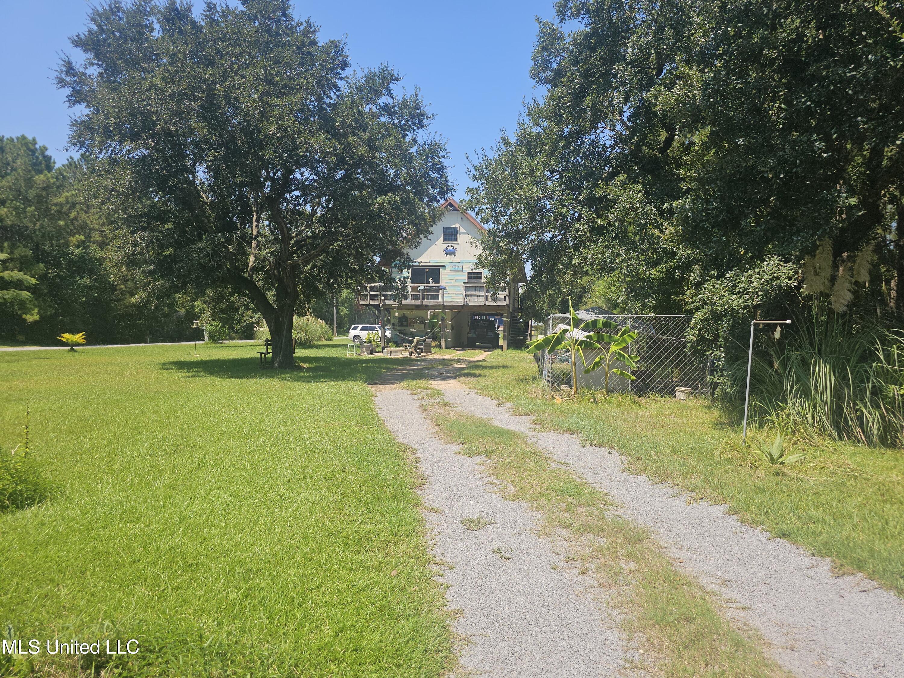 307 Deroche Boulevard, Bay Saint Louis, Mississippi image 6