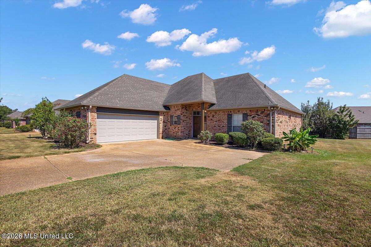 1022 Trinity Drive - Photo 3