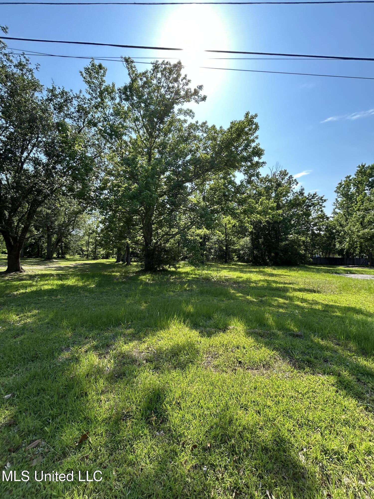10337 Pin Oak Drive, Biloxi, Mississippi image 7
