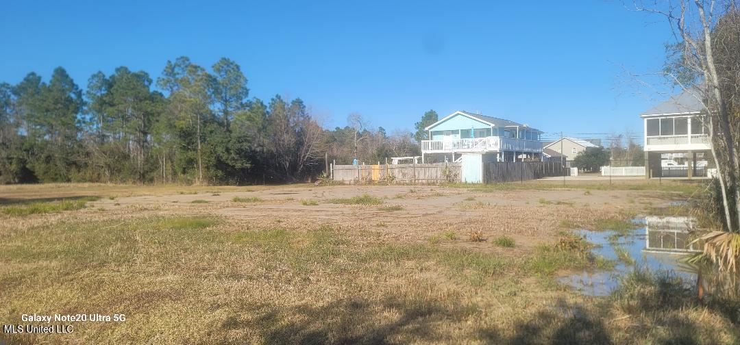 210 Water Street, Waveland, Mississippi image 3