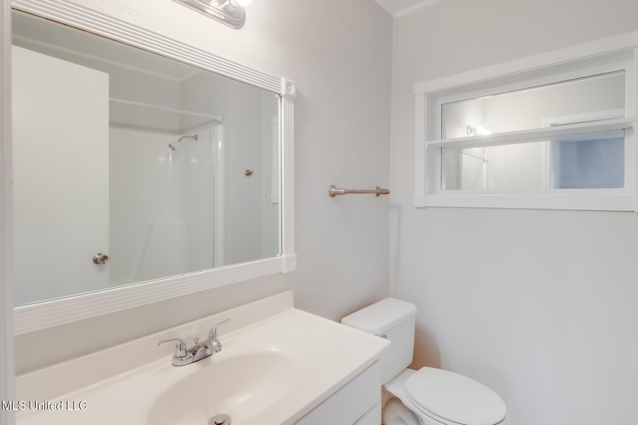 1302 Parktown Drive, Ocean Springs, Mississippi image 10