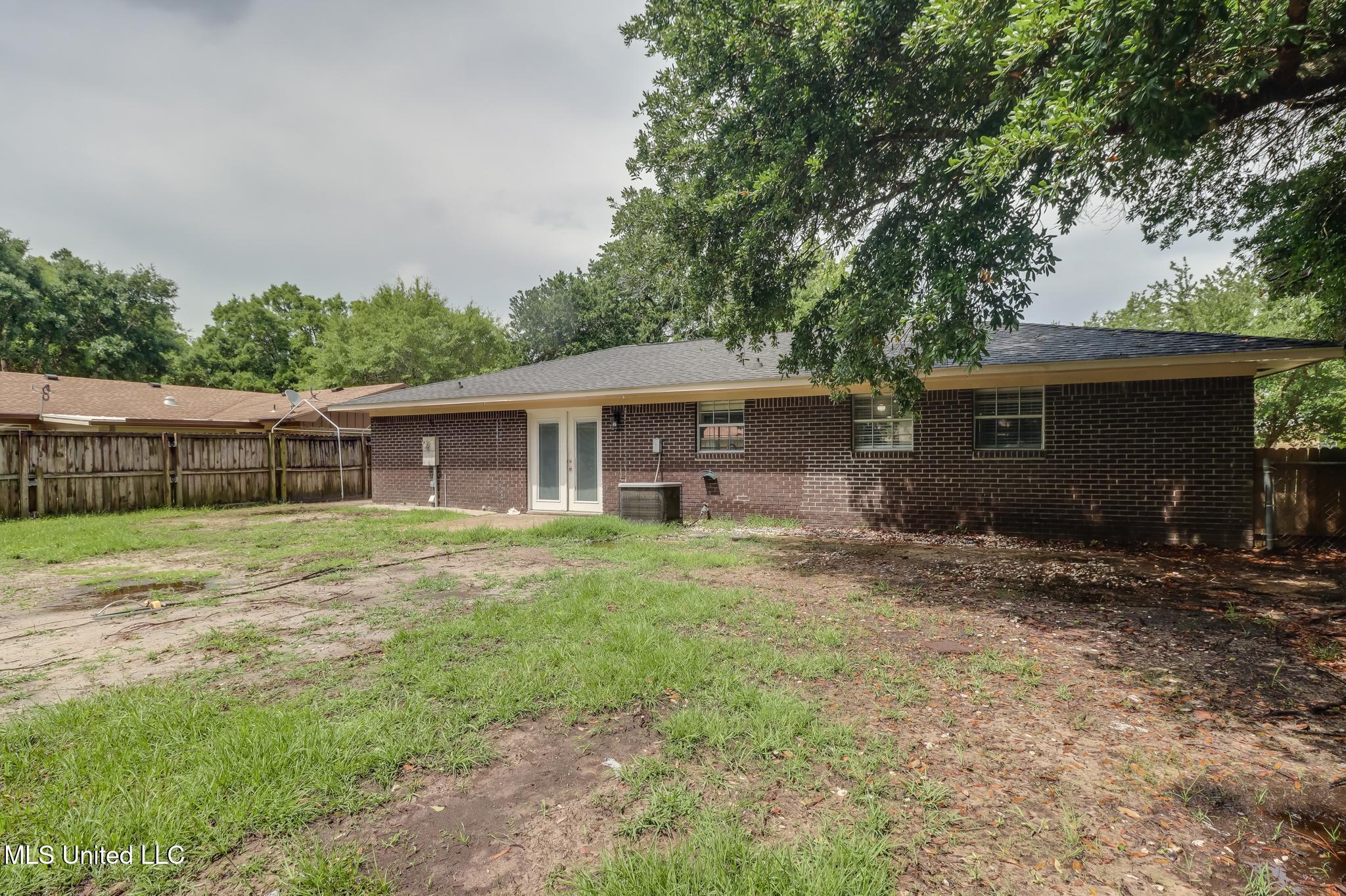1302 Parktown Drive, Ocean Springs, Mississippi image 20