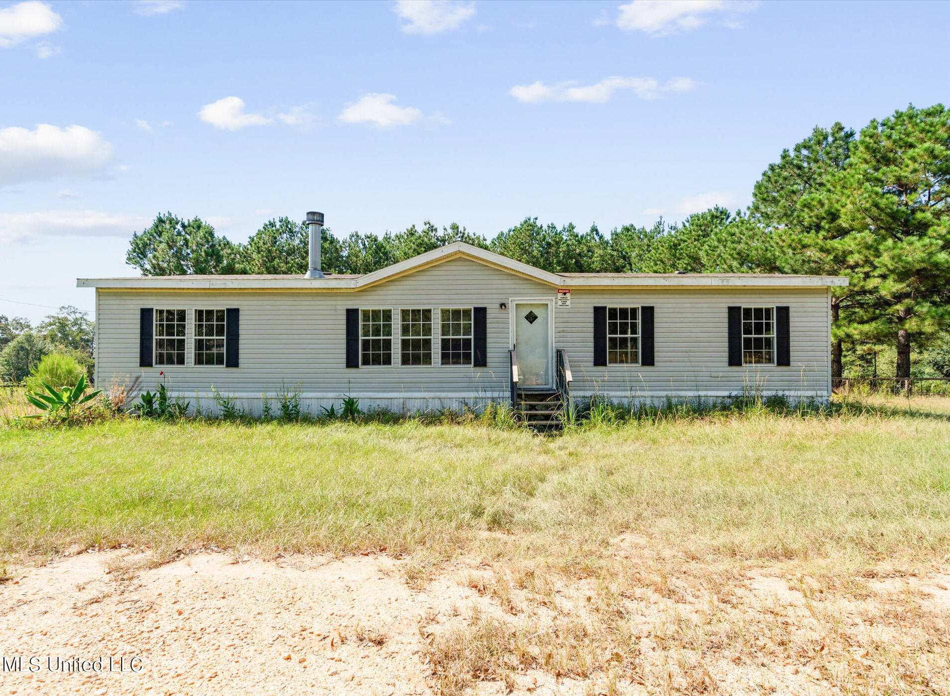 88 Hayden Dale Road, Wiggins, Mississippi image 1