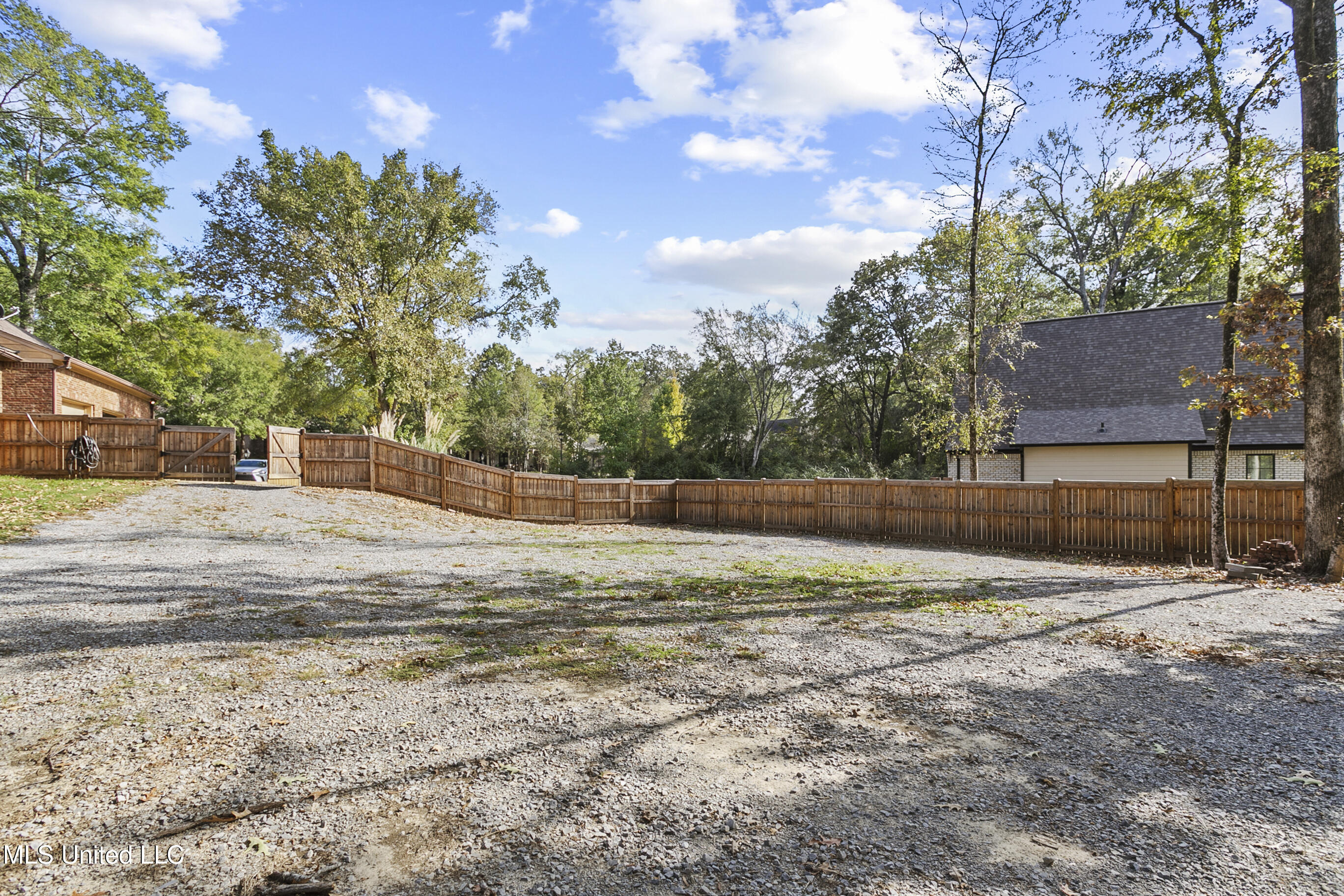 105 Wildwood Drive, Madison, Mississippi image 36