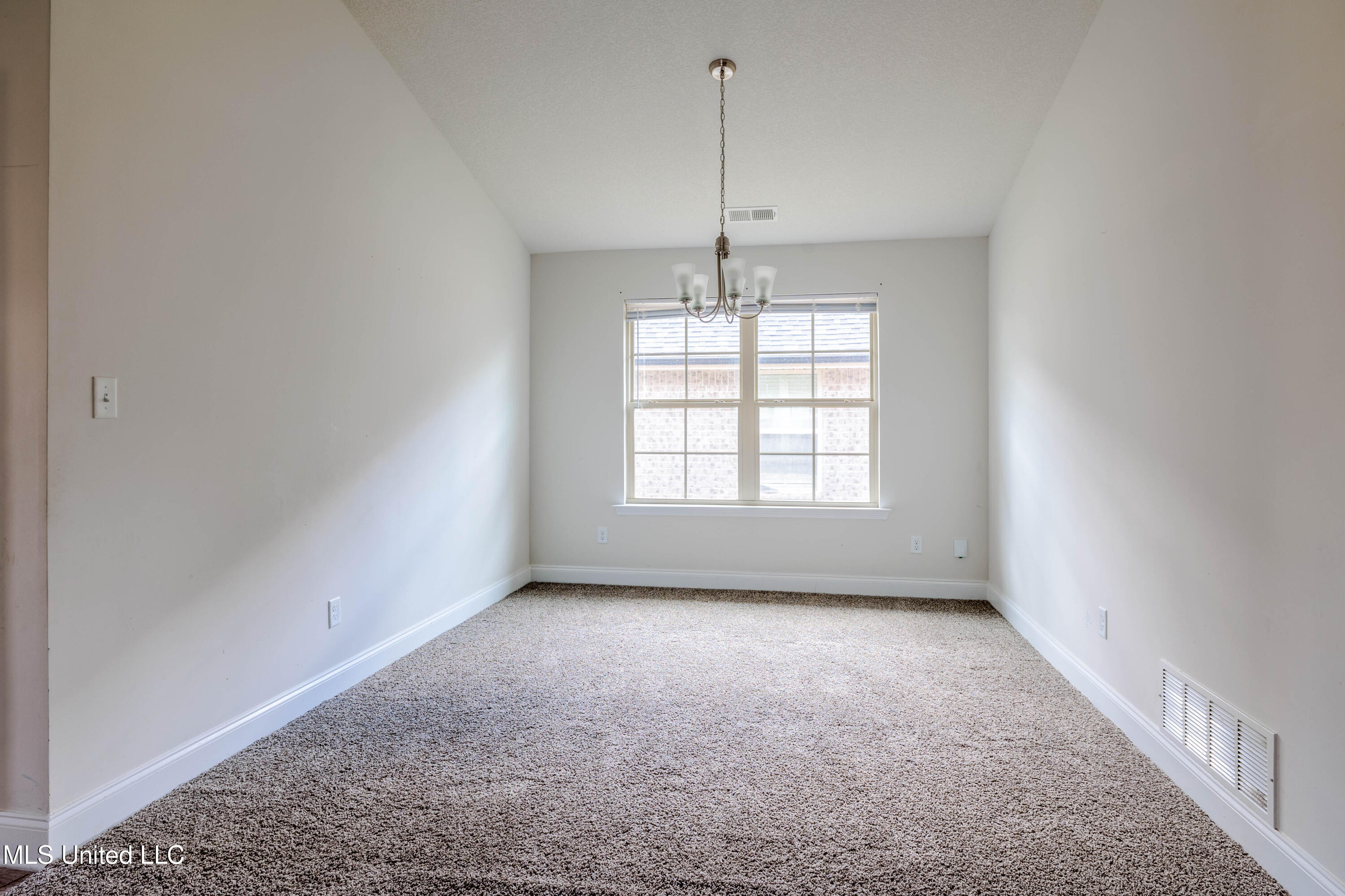 3401 Cable Lane, Southaven, Mississippi image 7
