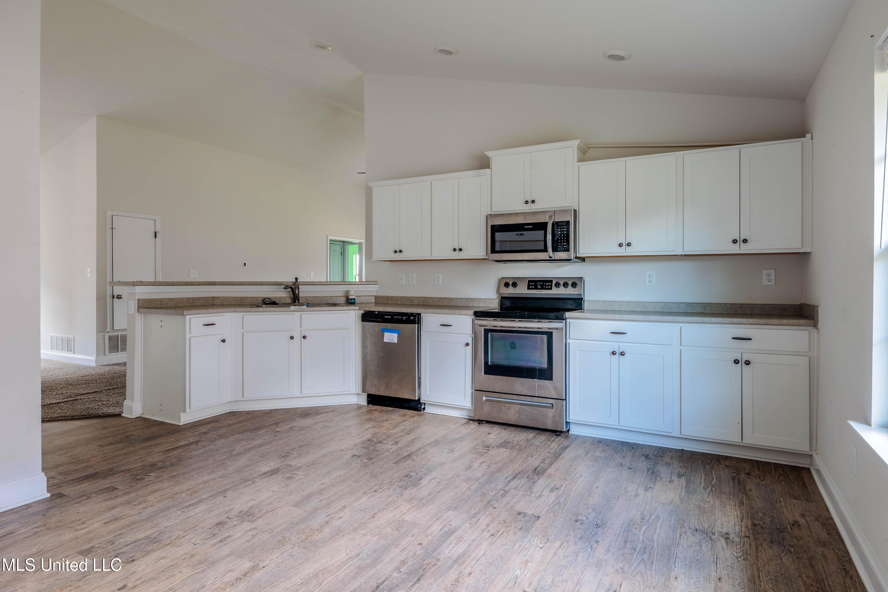 3401 Cable Lane, Southaven, Mississippi image 8