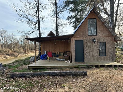 Homes For Sale - 1614 N Old Highway 27<br/> Lawrence County, Monticello, MS 39654