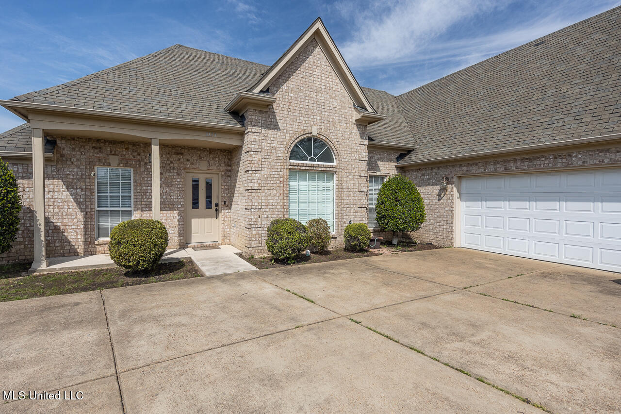 3173 Eagle Rock Cove, Horn Lake, Mississippi image 1