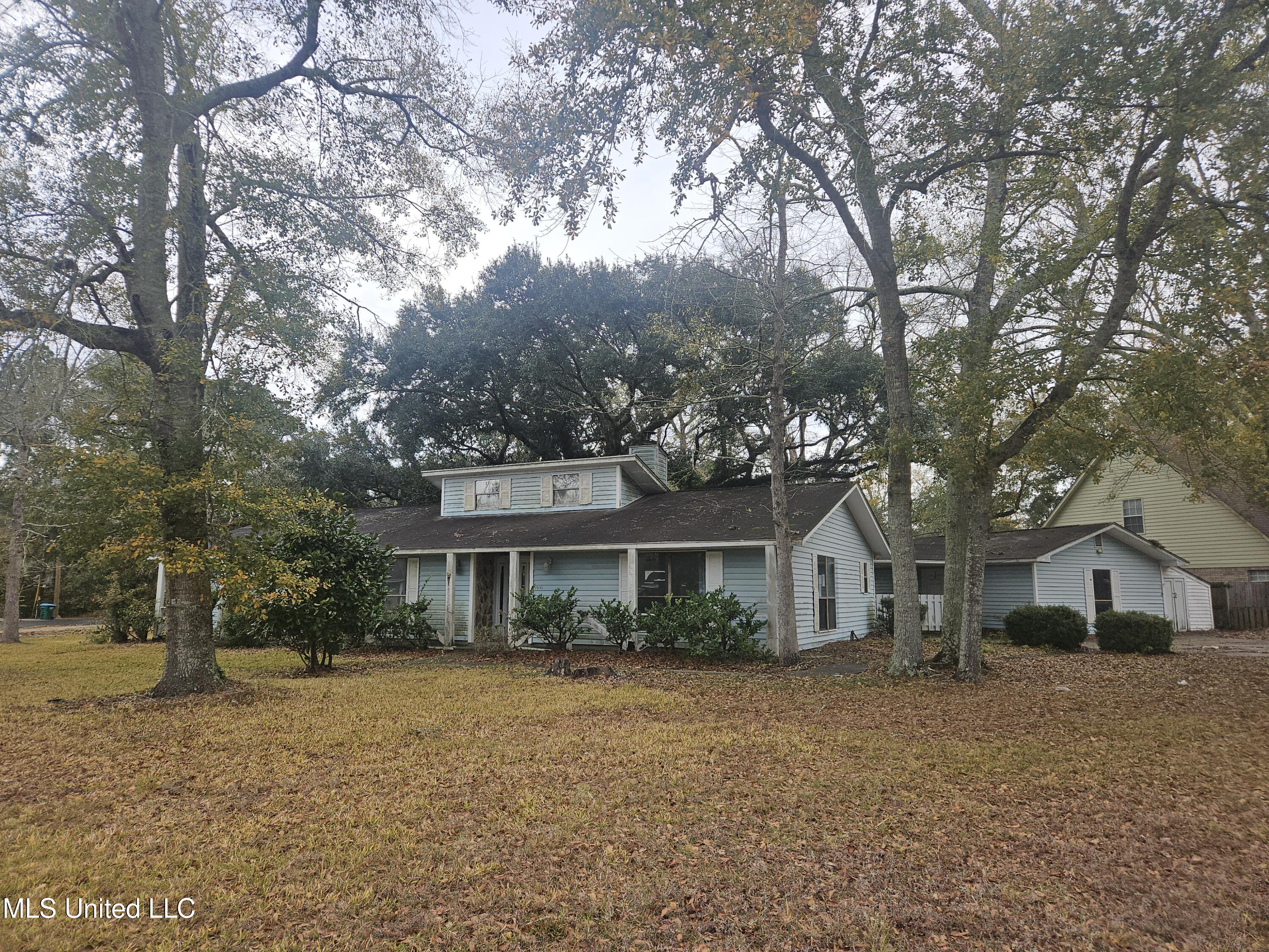 1408 Grandview Street, Gautier, Mississippi image 1