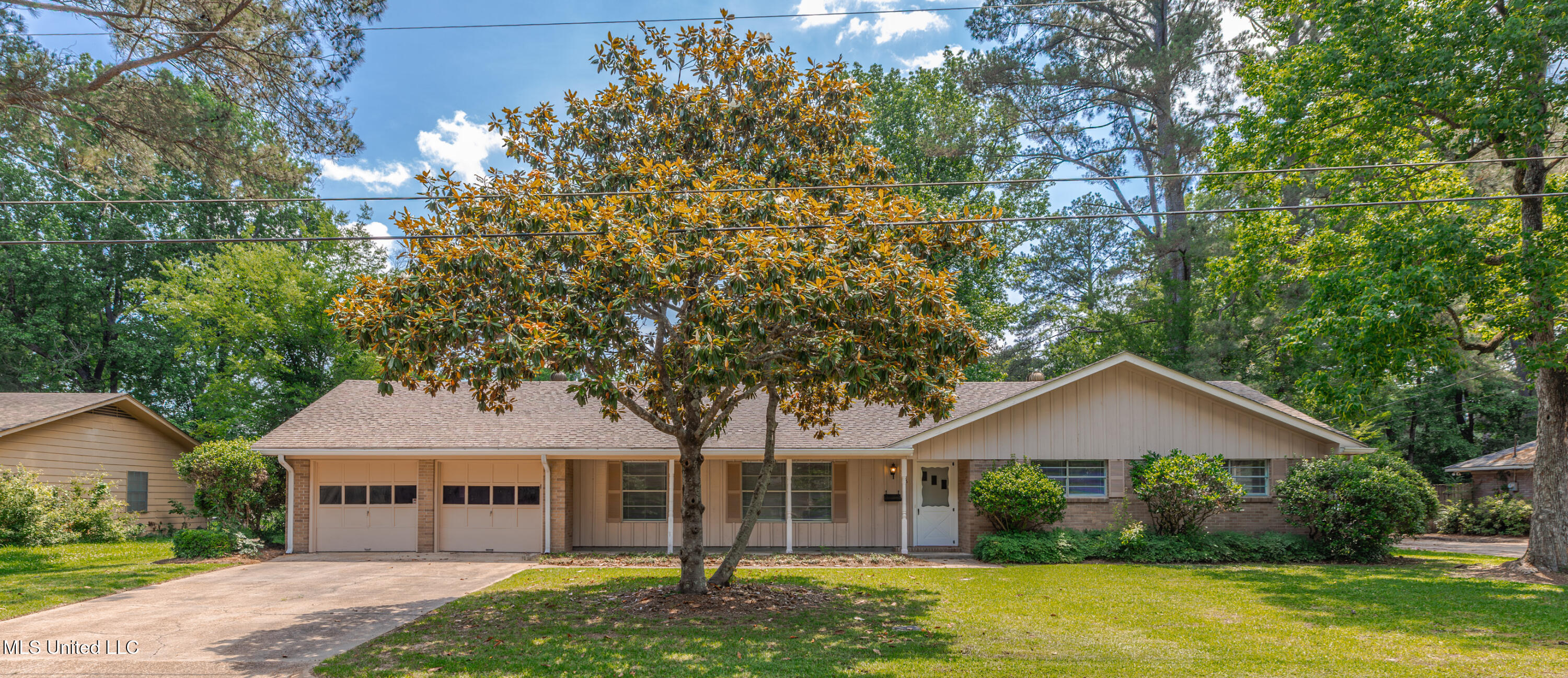 5216 Romany Drive, Jackson, Mississippi image 1
