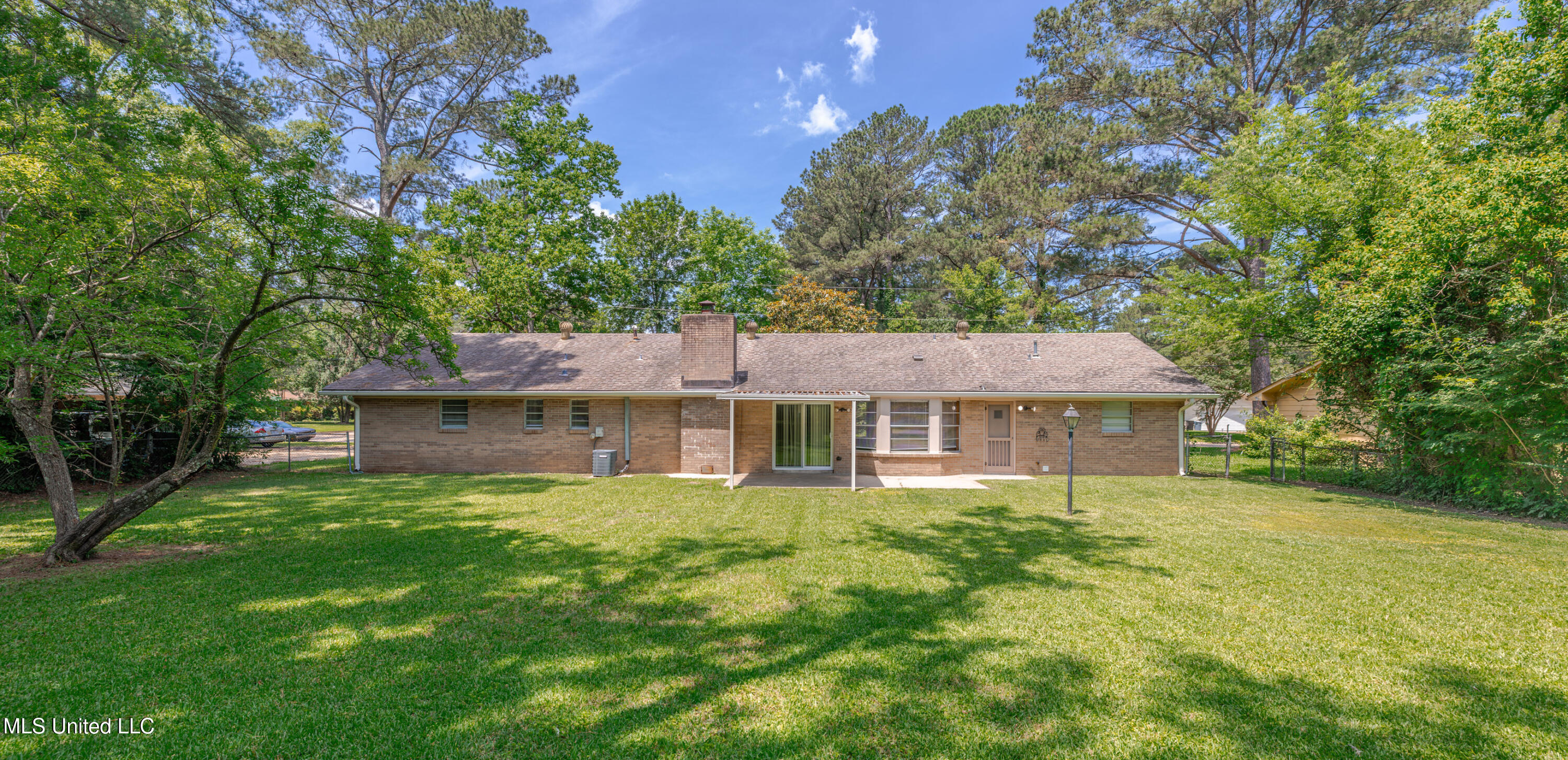 5216 Romany Drive, Jackson, Mississippi image 8