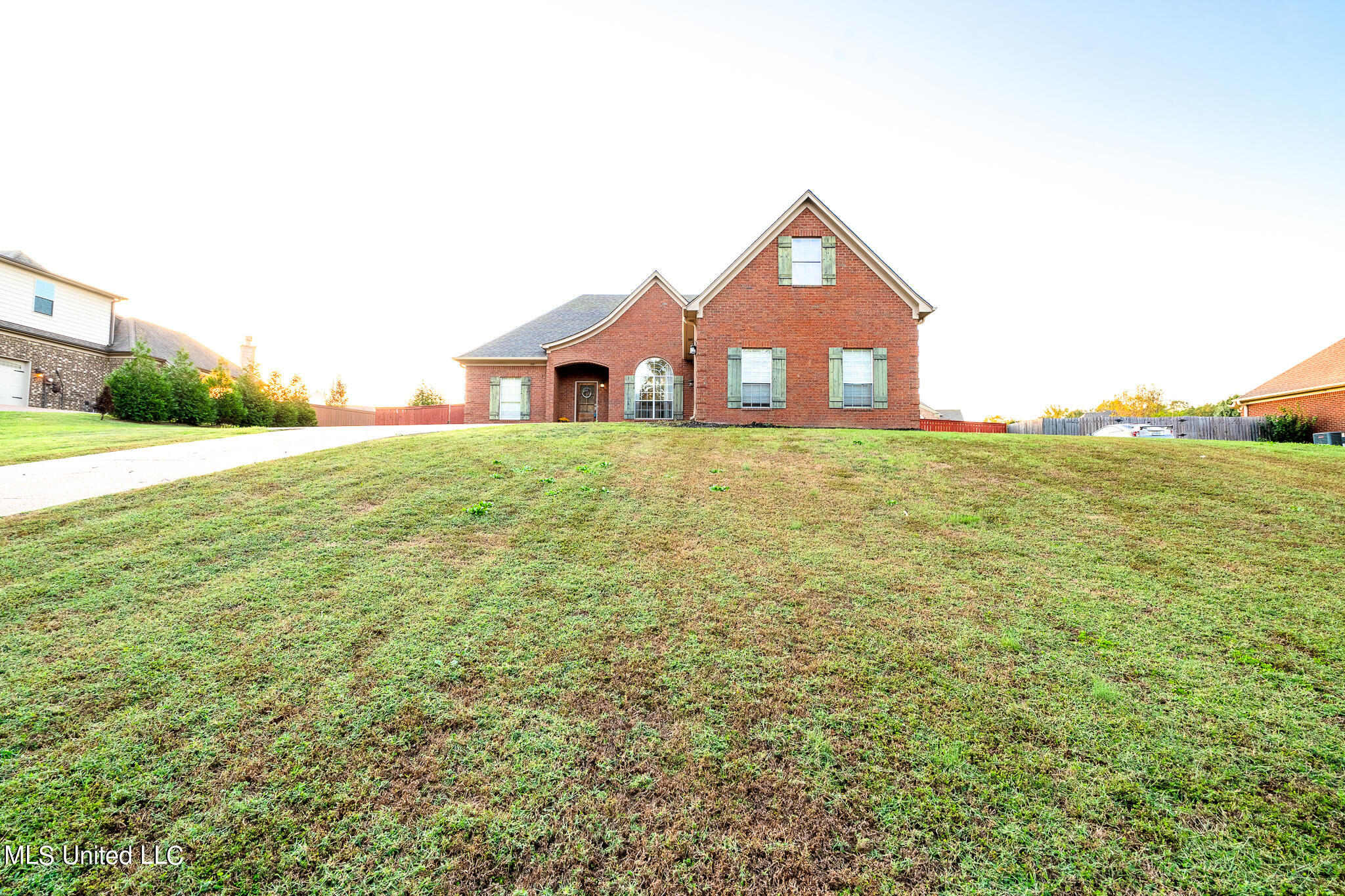 1881 Laughter Road, Nesbit, Mississippi image 6