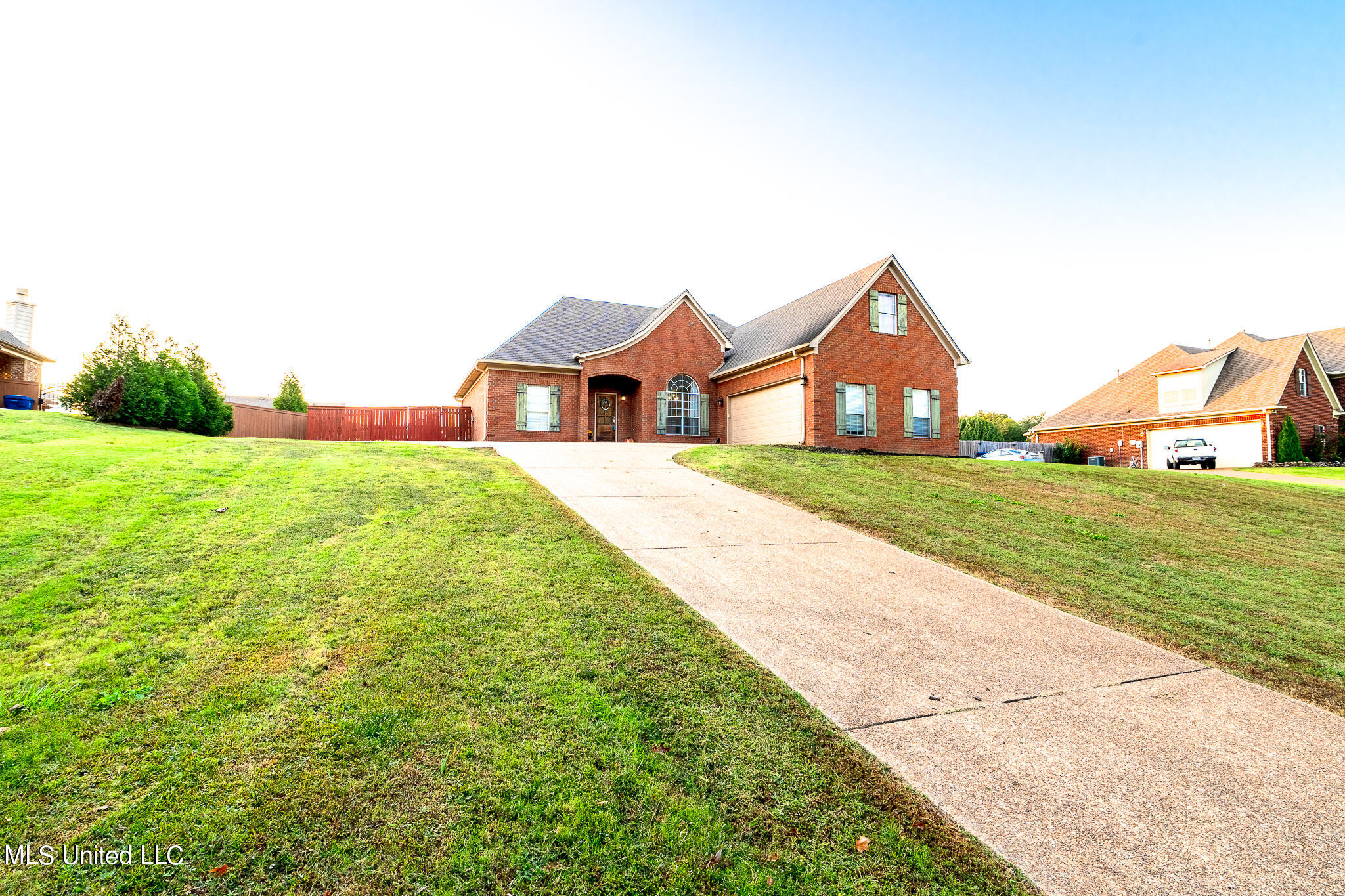 1881 Laughter Road, Nesbit, Mississippi image 3