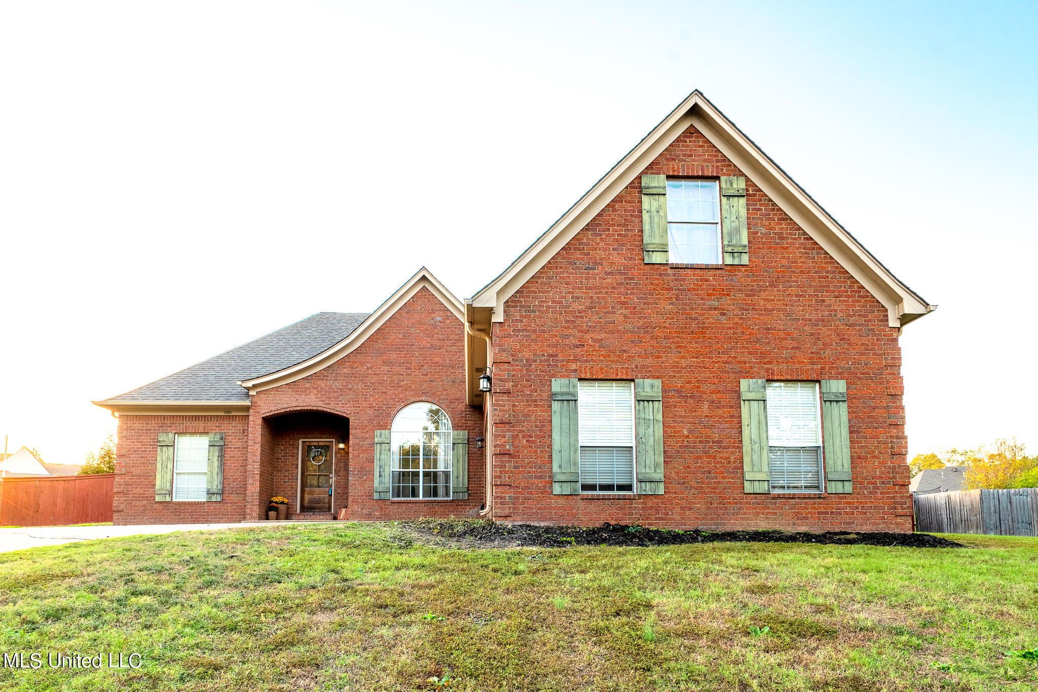 1881 Laughter Road, Nesbit, Mississippi image 1