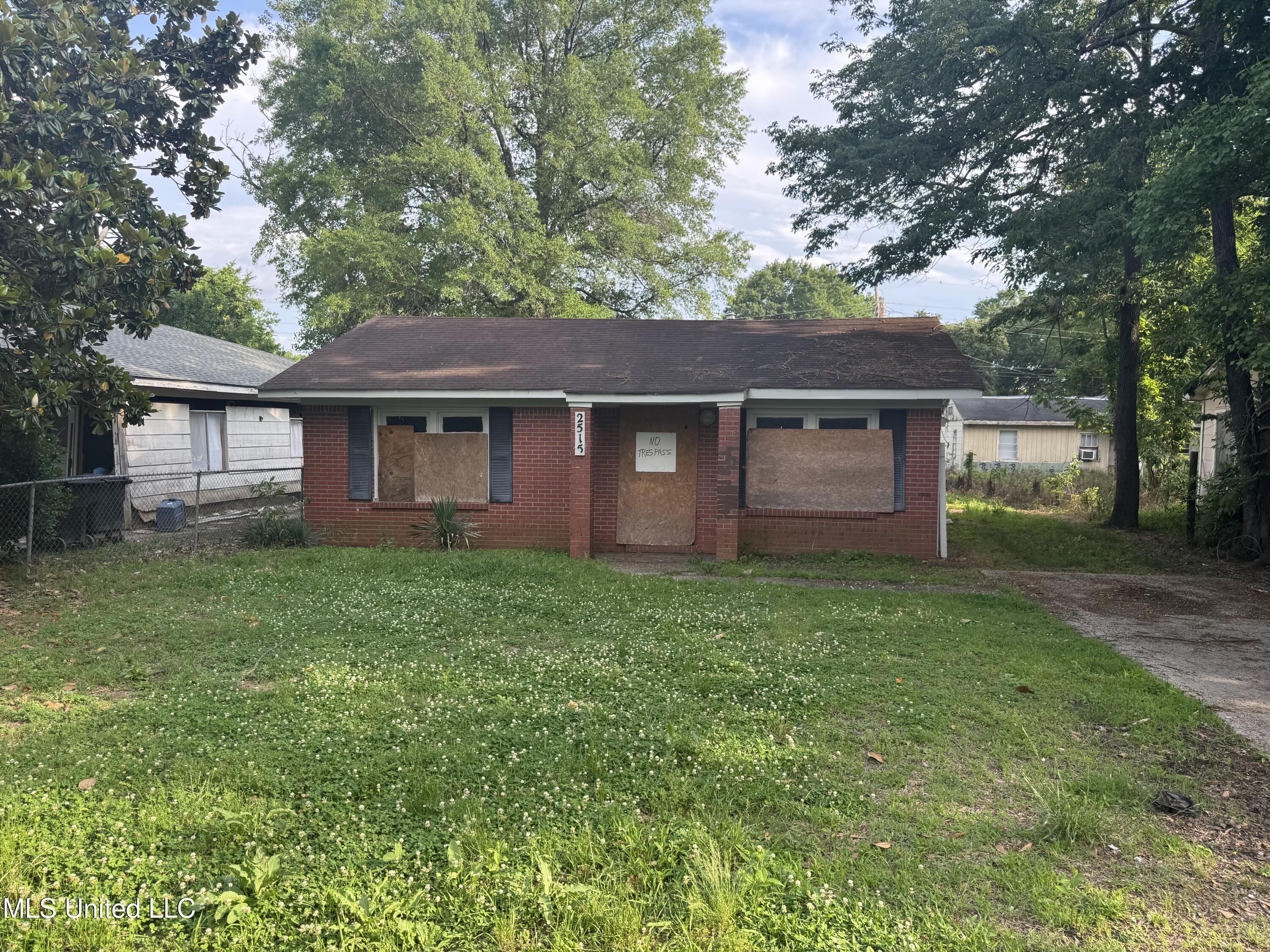 2515 Turin Street, Greenville, Mississippi image 1