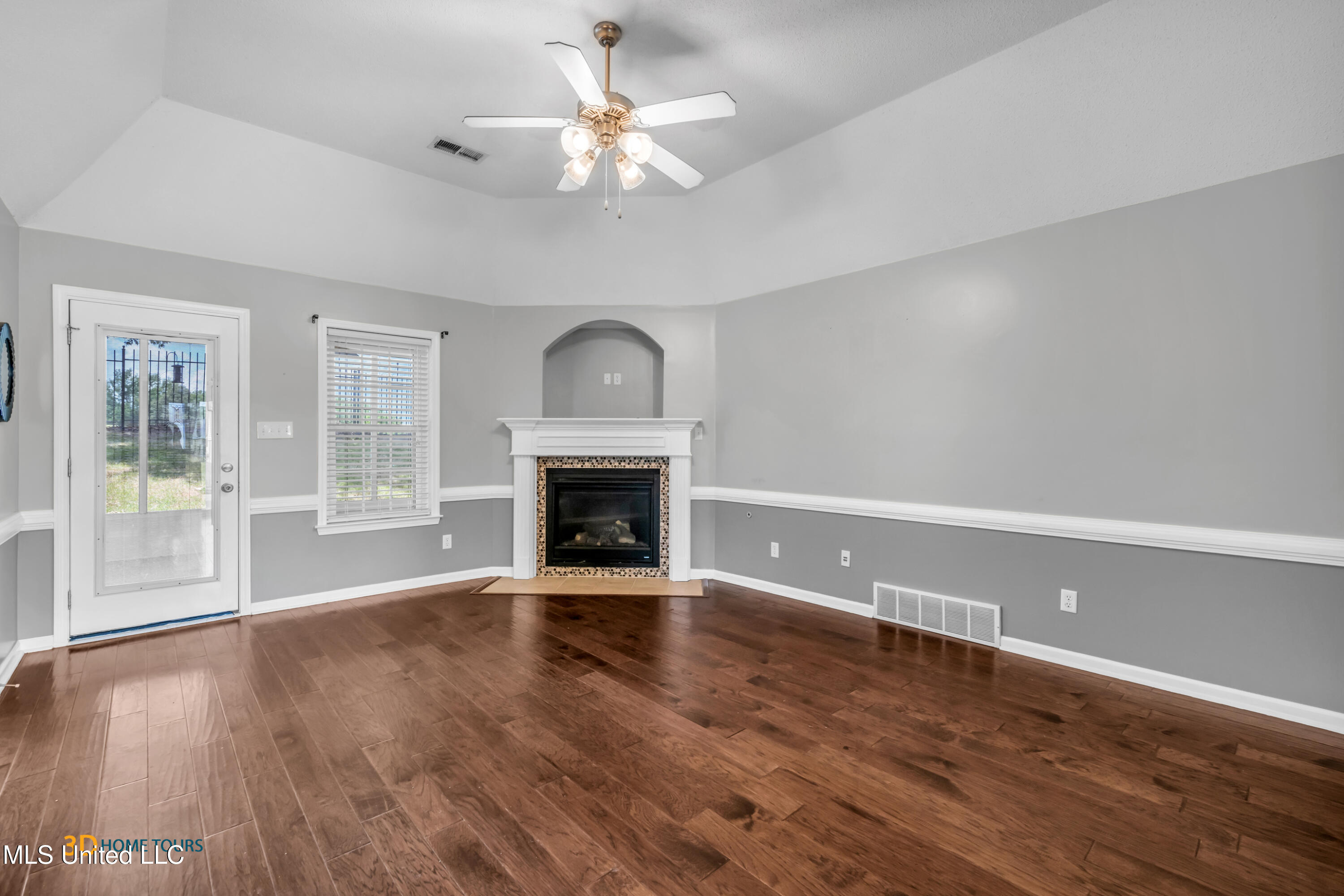 7873 Meadow Ridge Lane, Olive Branch, Mississippi image 22