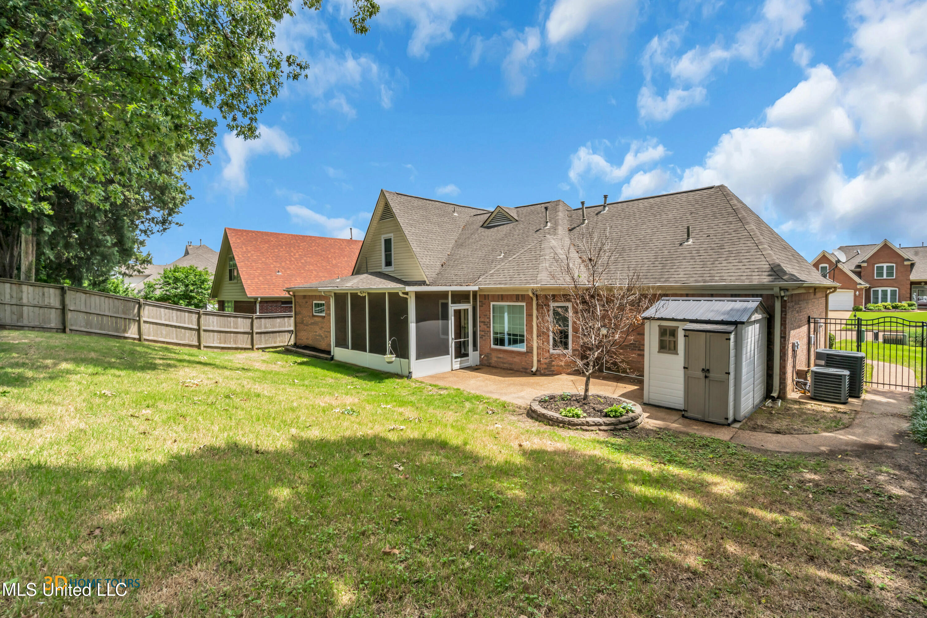 7873 Meadow Ridge Lane, Olive Branch, Mississippi image 37