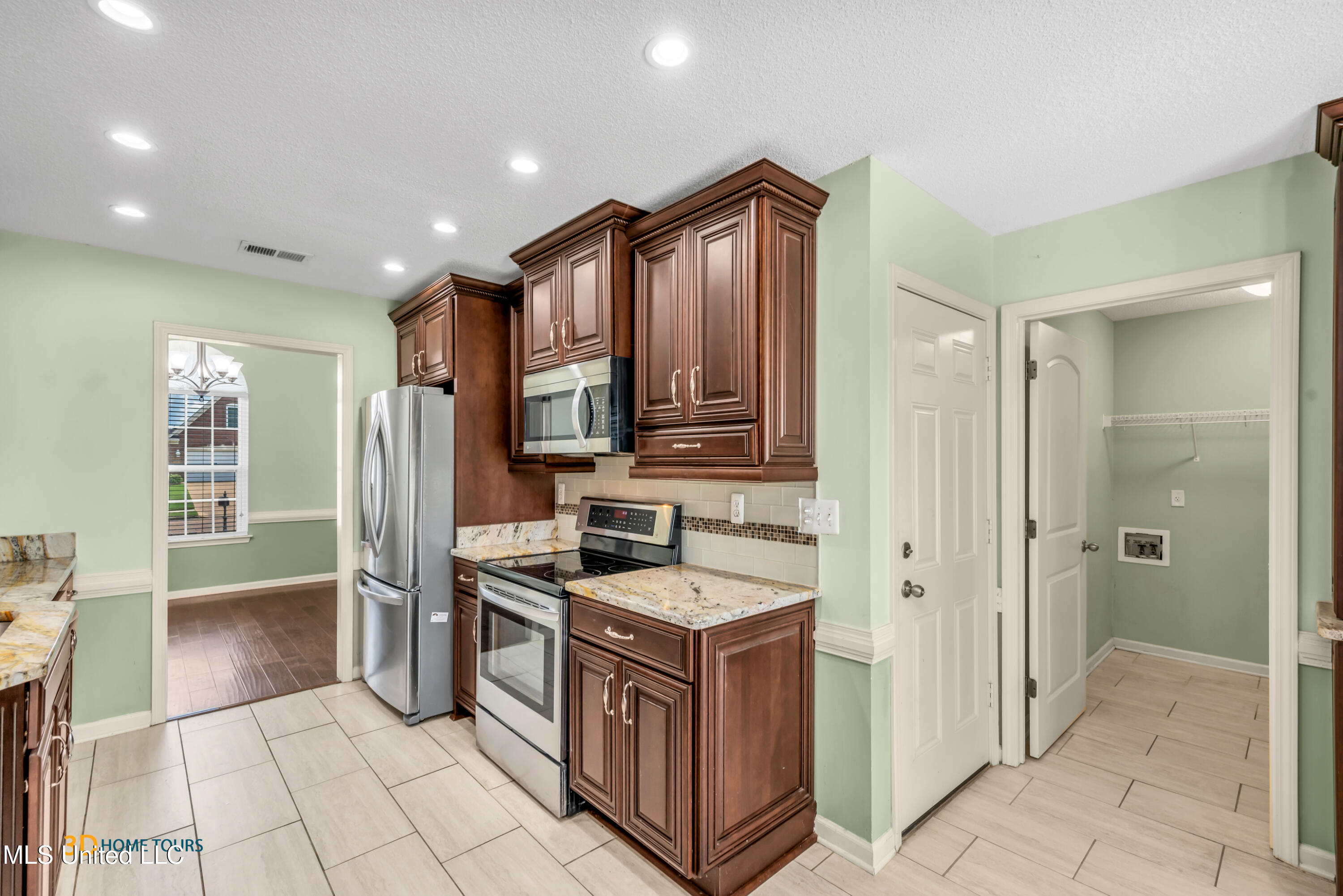 7873 Meadow Ridge Lane, Olive Branch, Mississippi image 23