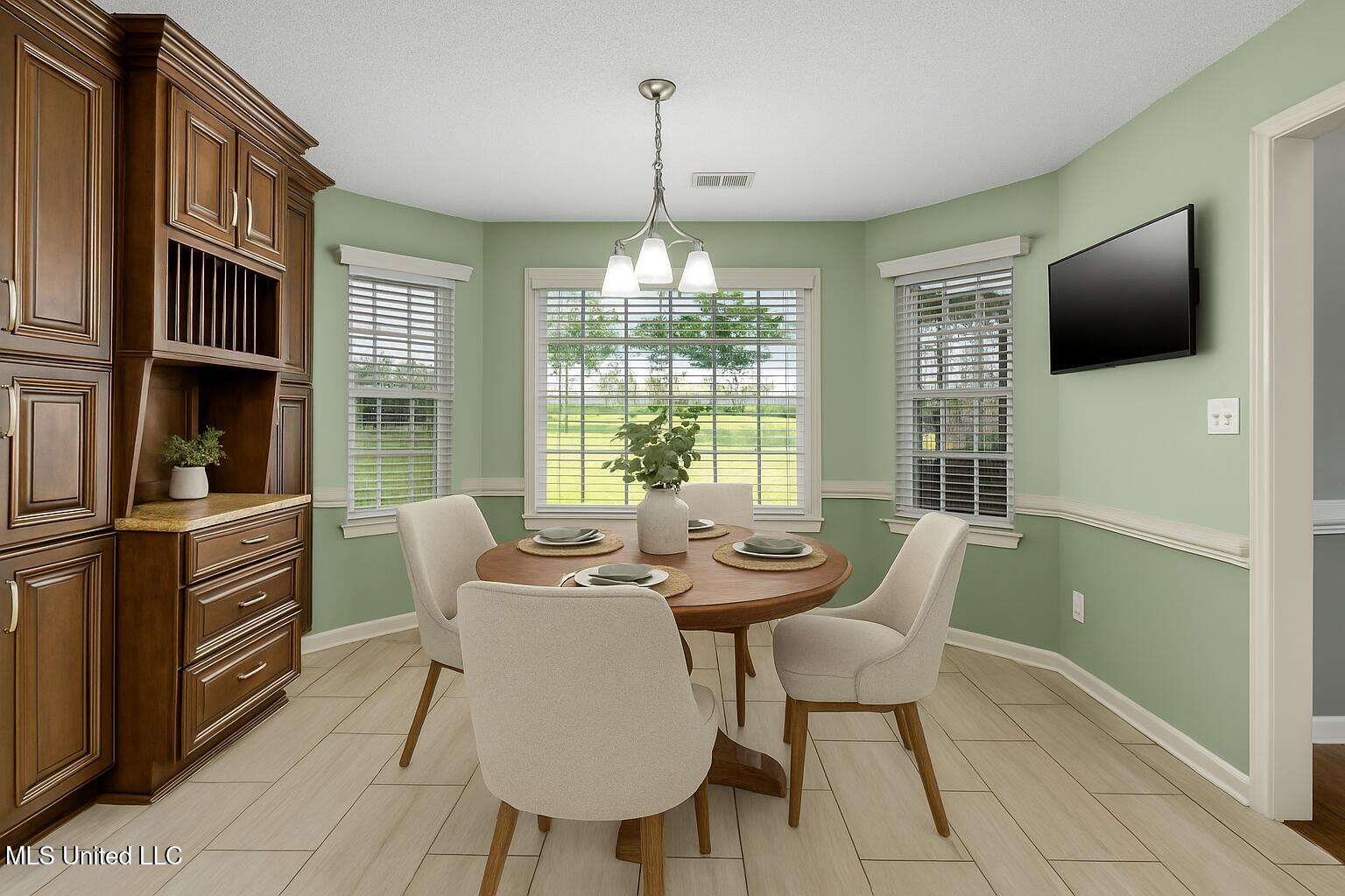 7873 Meadow Ridge Lane, Olive Branch, Mississippi image 8