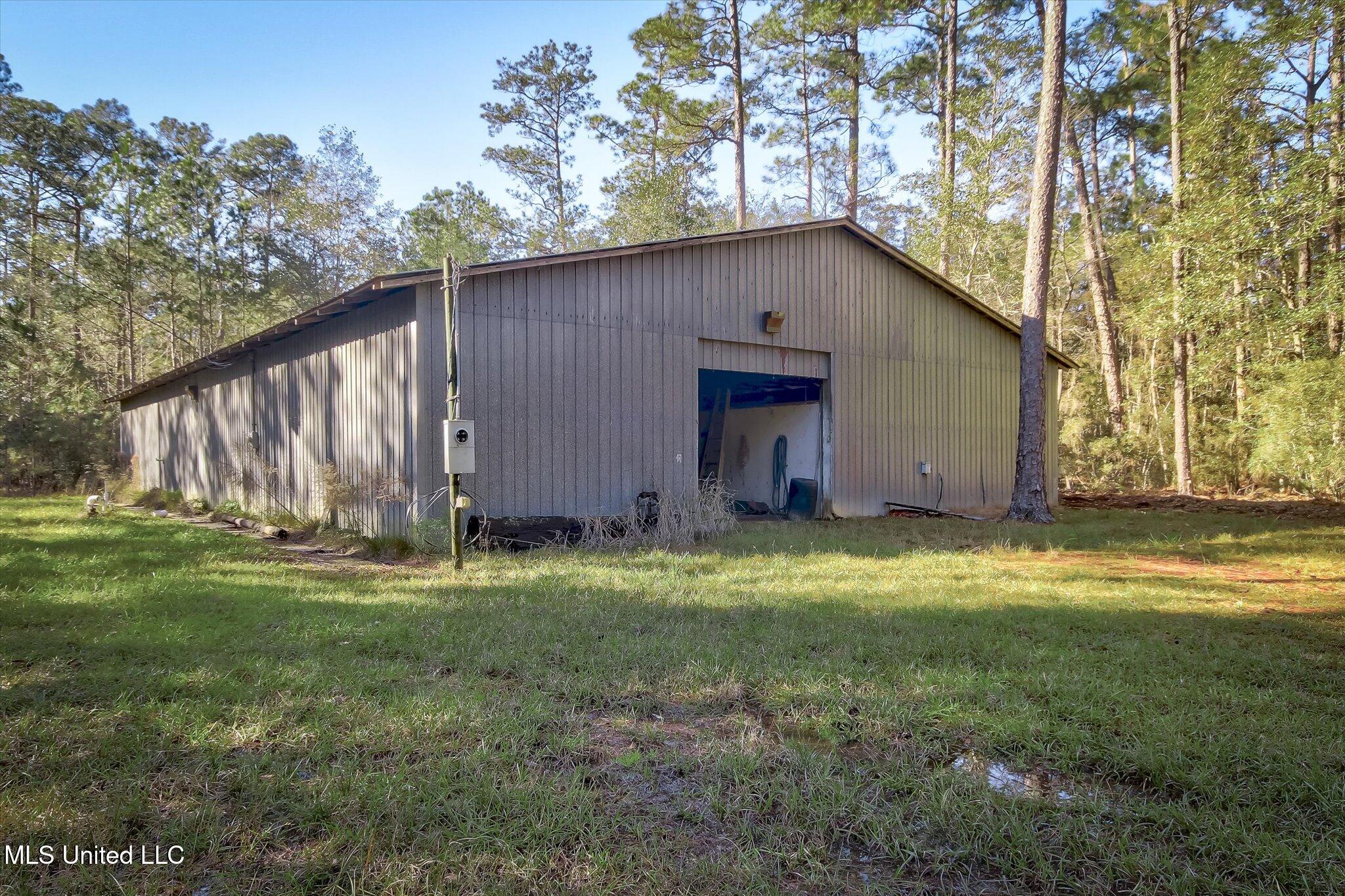 6500 Crump Road, Kiln, Mississippi image 15