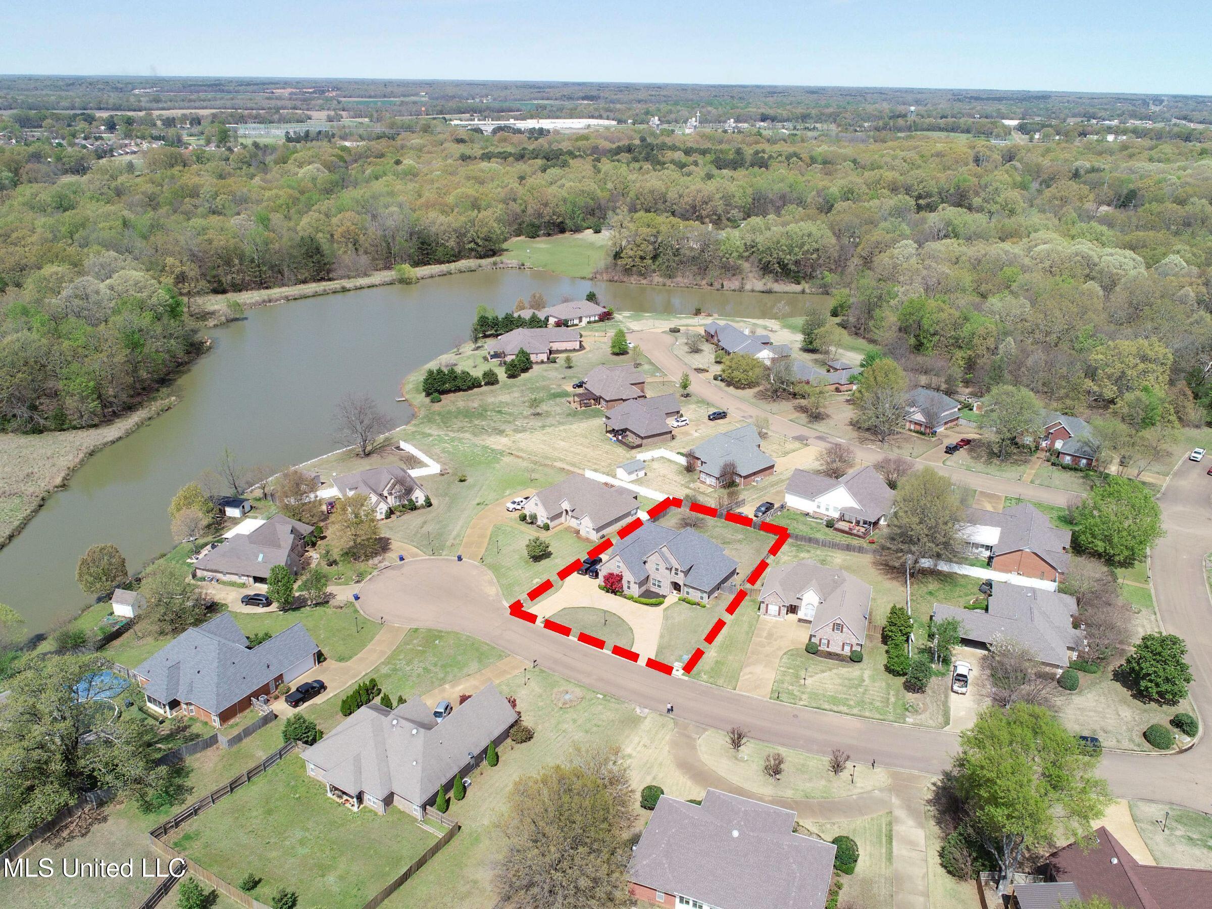 106 Cambridge Cove, Batesville, Mississippi image 5