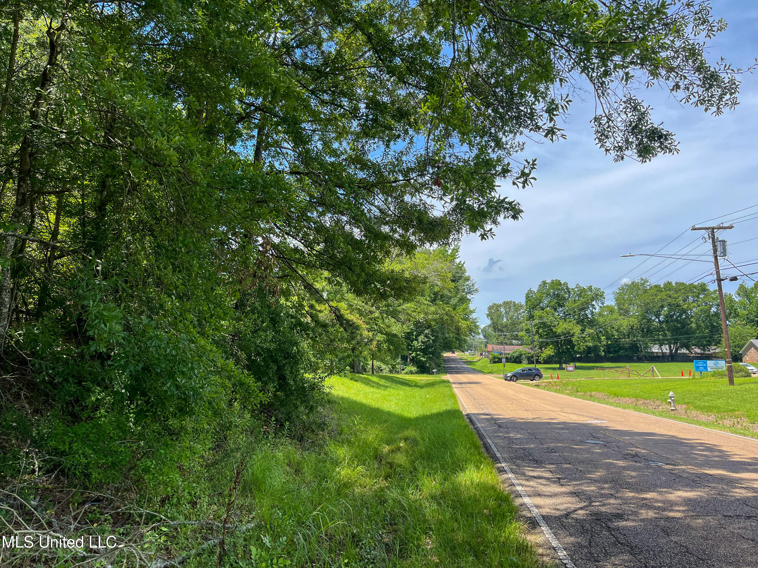 Raymond Road, Jackson, Mississippi image 24
