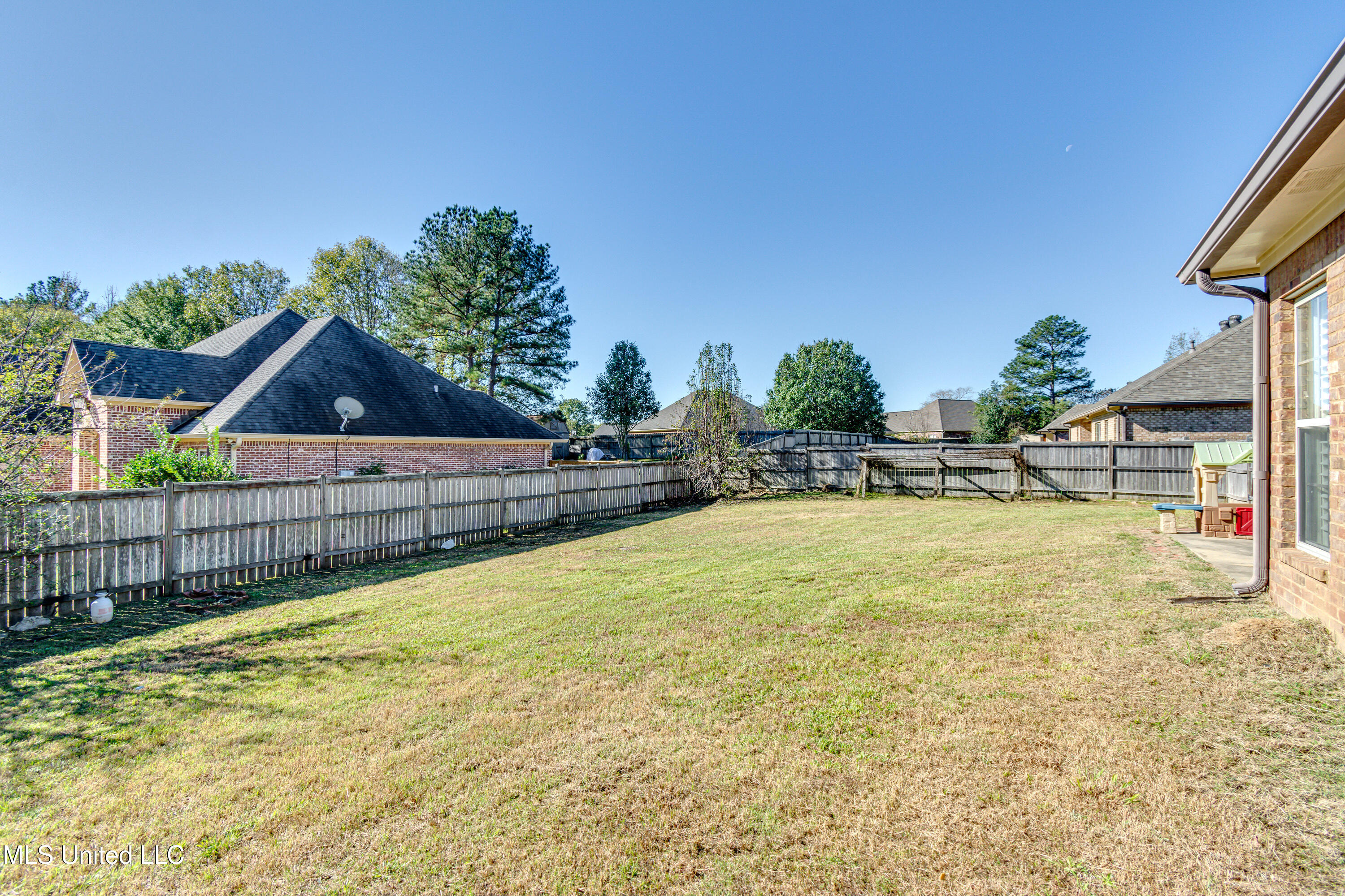 Clinton, Mississippi 39056, United States, 4 Bedrooms Bedrooms, ,2 BathroomsBathrooms,Residential,Active,26973