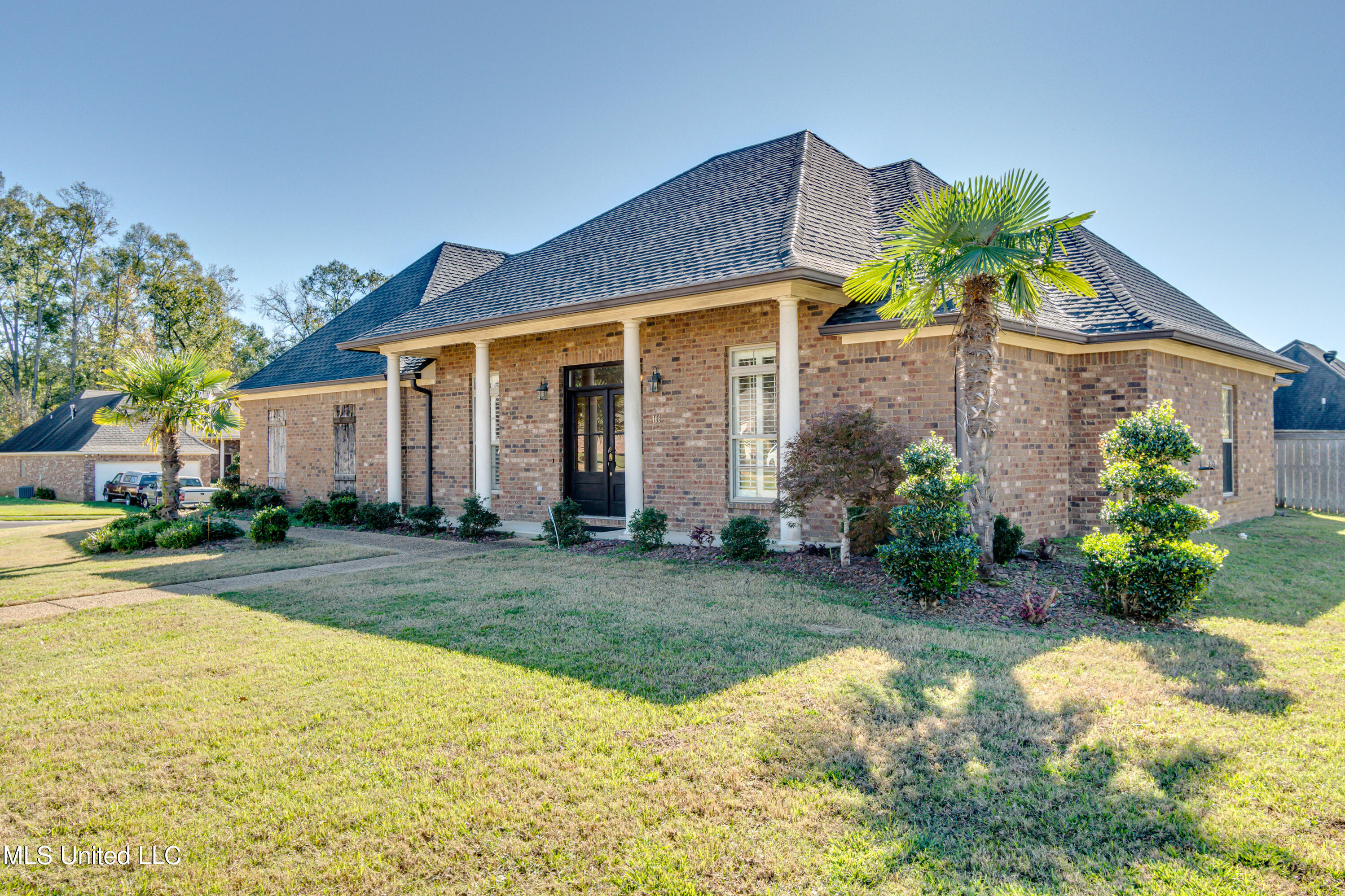 108 Oak Meadow Court, Clinton, Mississippi image 3