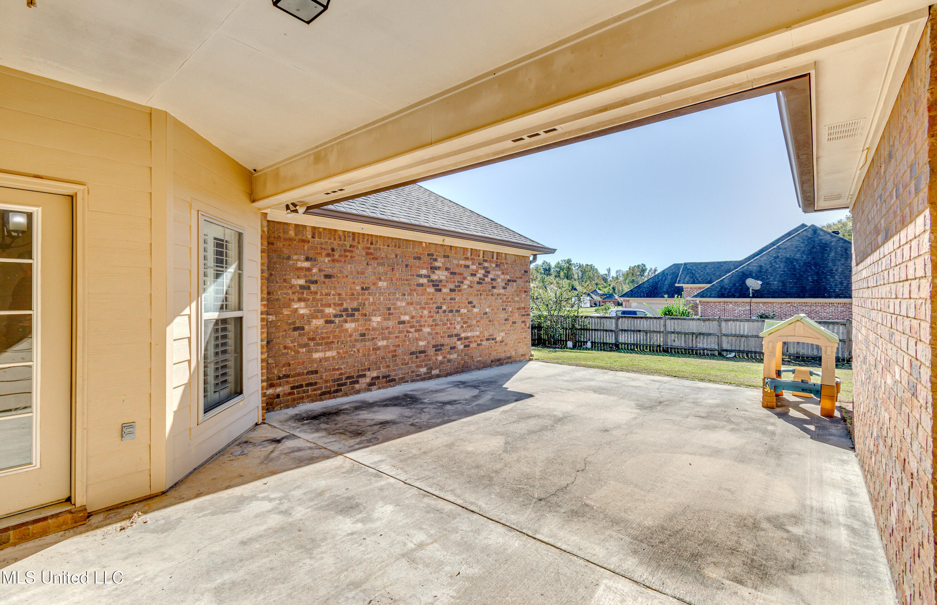 Clinton, Mississippi 39056, United States, 4 Bedrooms Bedrooms, ,2 BathroomsBathrooms,Residential,Active,26973