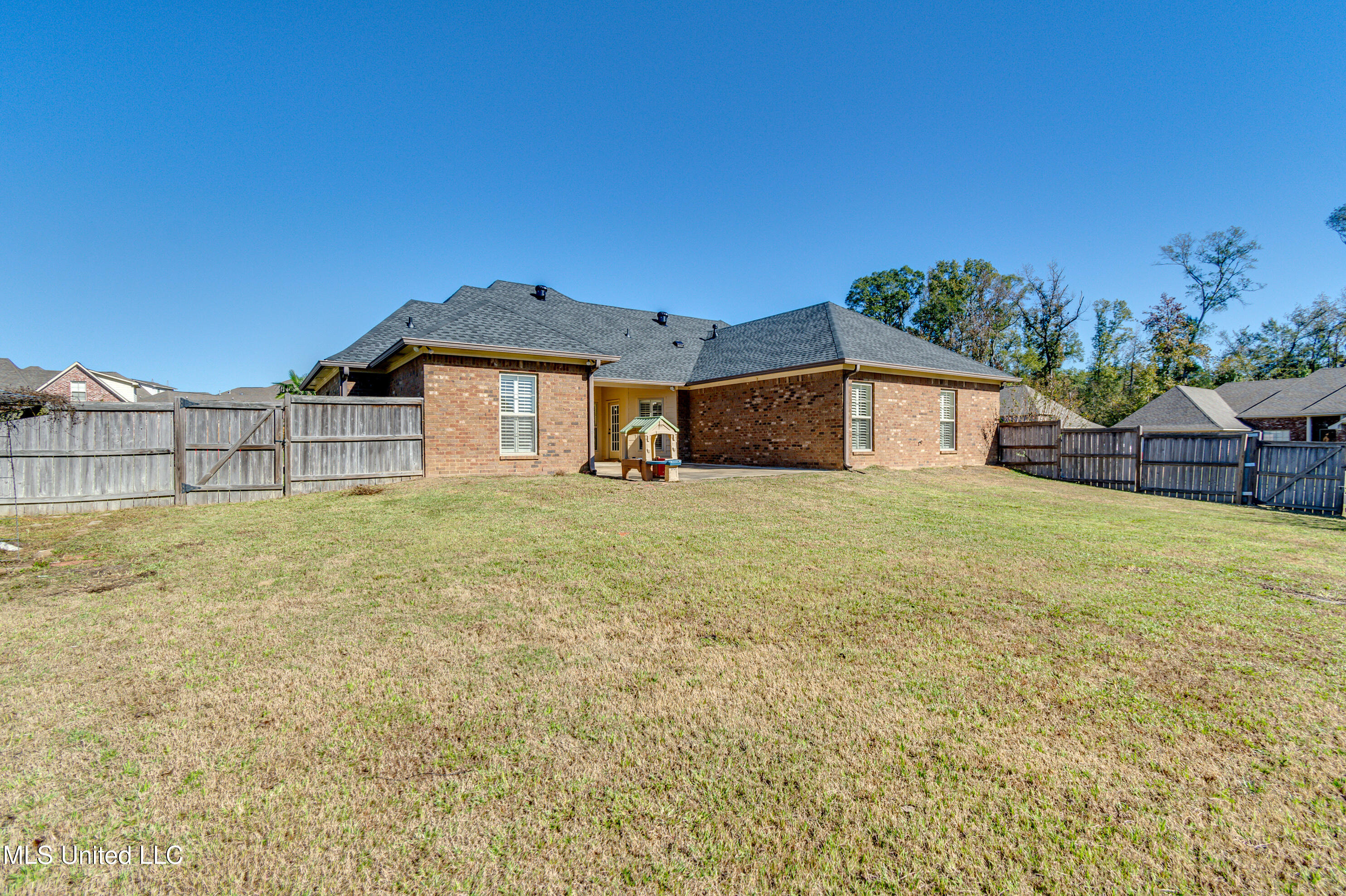 Clinton, Mississippi 39056, United States, 4 Bedrooms Bedrooms, ,2 BathroomsBathrooms,Residential,Active,26973