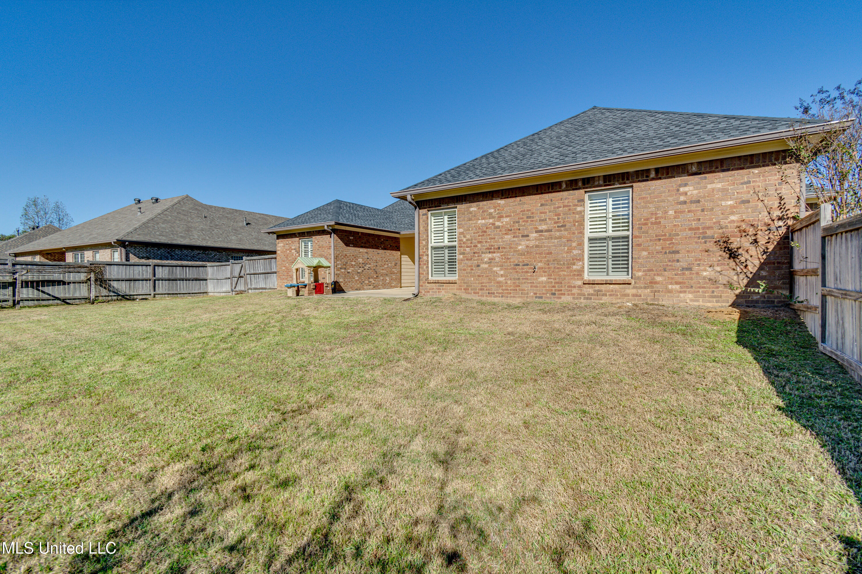 Clinton, Mississippi 39056, United States, 4 Bedrooms Bedrooms, ,2 BathroomsBathrooms,Residential,Active,26973