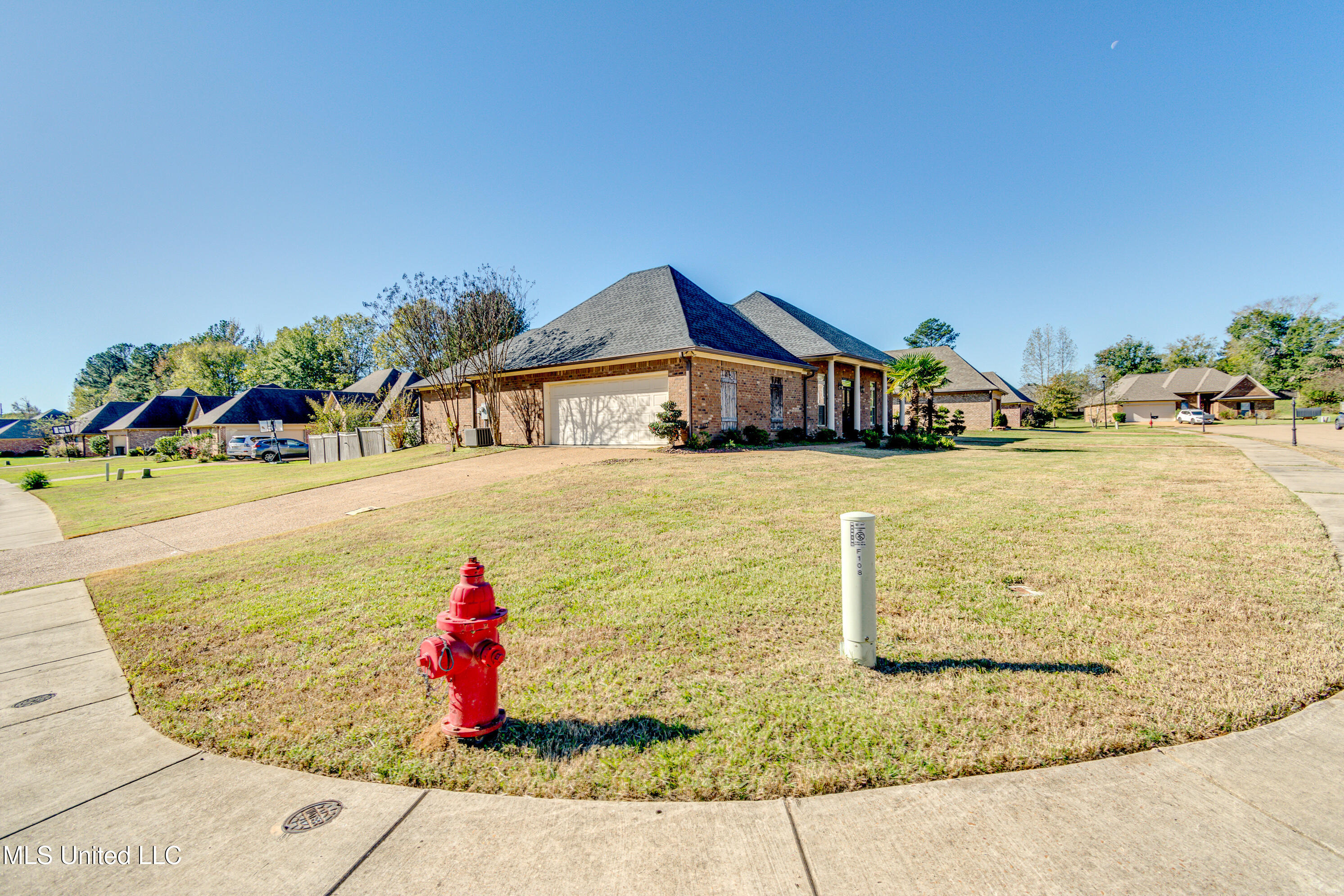 108 Oak Meadow Court, Clinton, Mississippi image 5