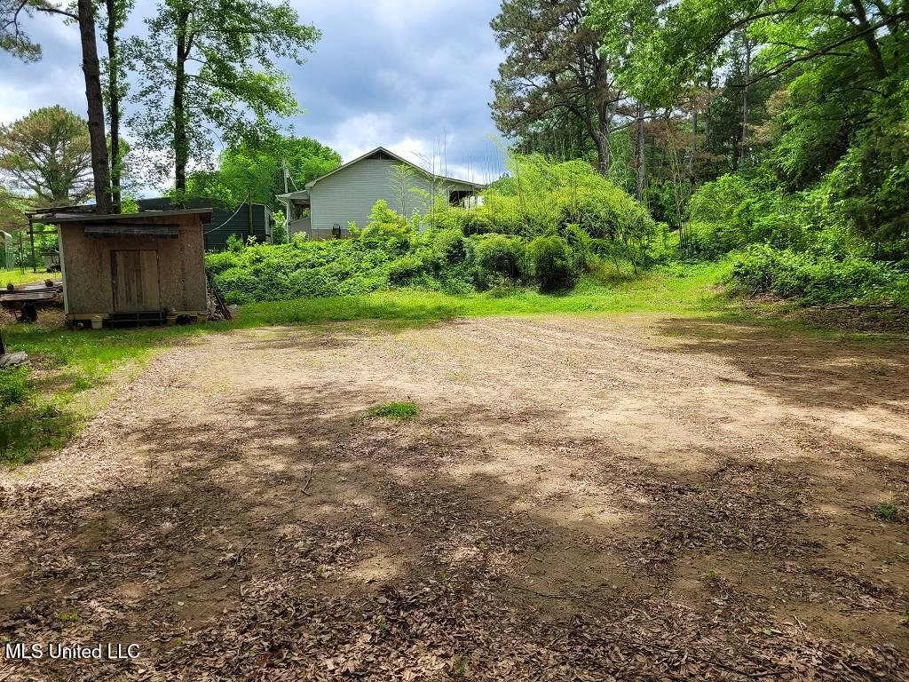 3189 S Red Banks Road, Byhalia, Mississippi image 8