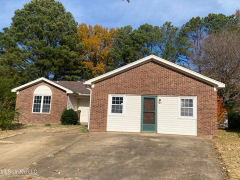Homes For Rent - 926 Oaklawn Place<br/> Southaven, MS 38671