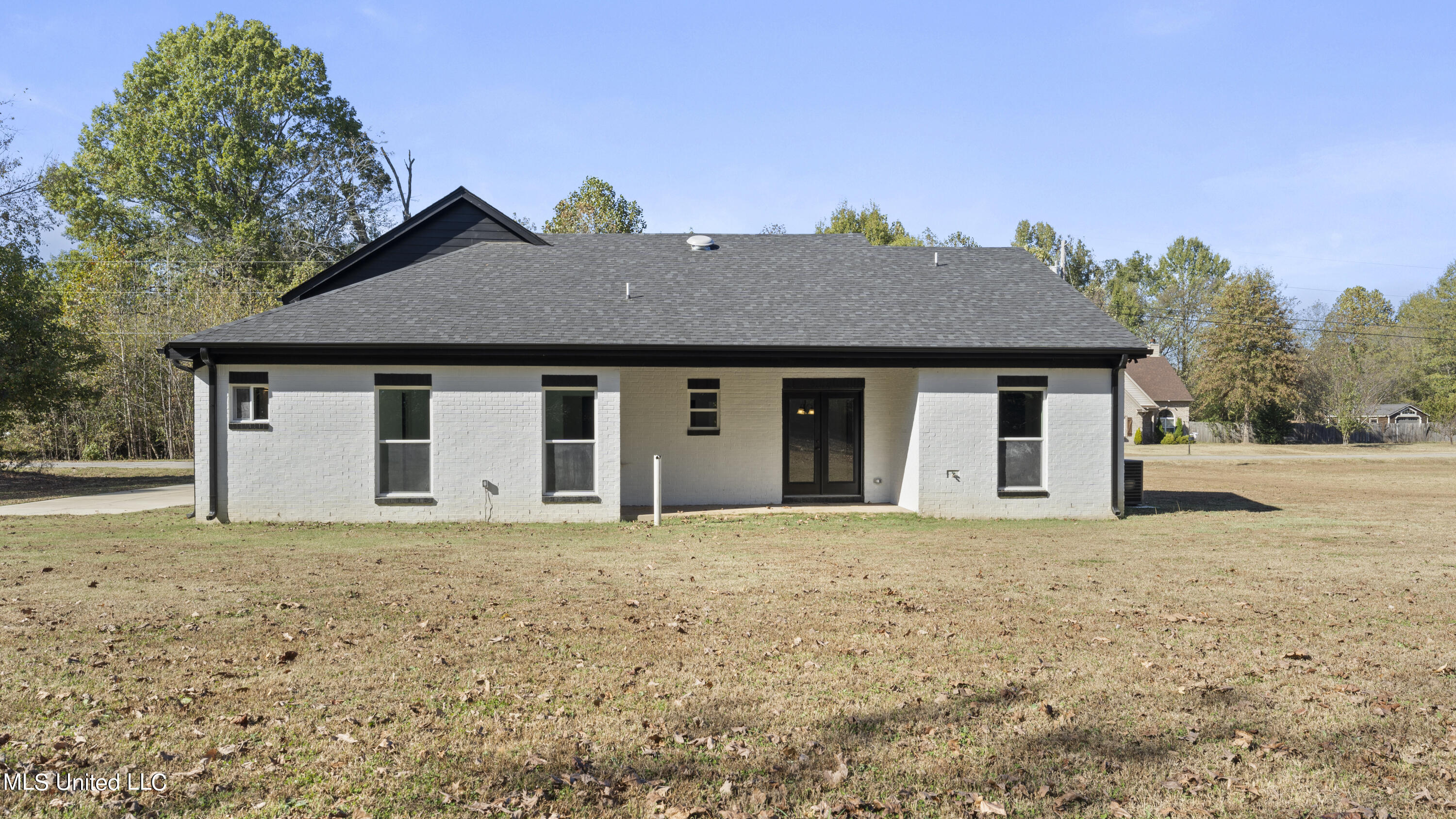 136 Lee Creek Cove, Byhalia, Mississippi image 37