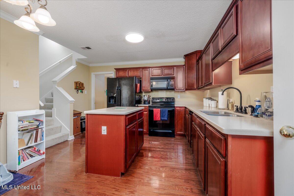 5727 Carter Drive, Southaven, Mississippi image 9