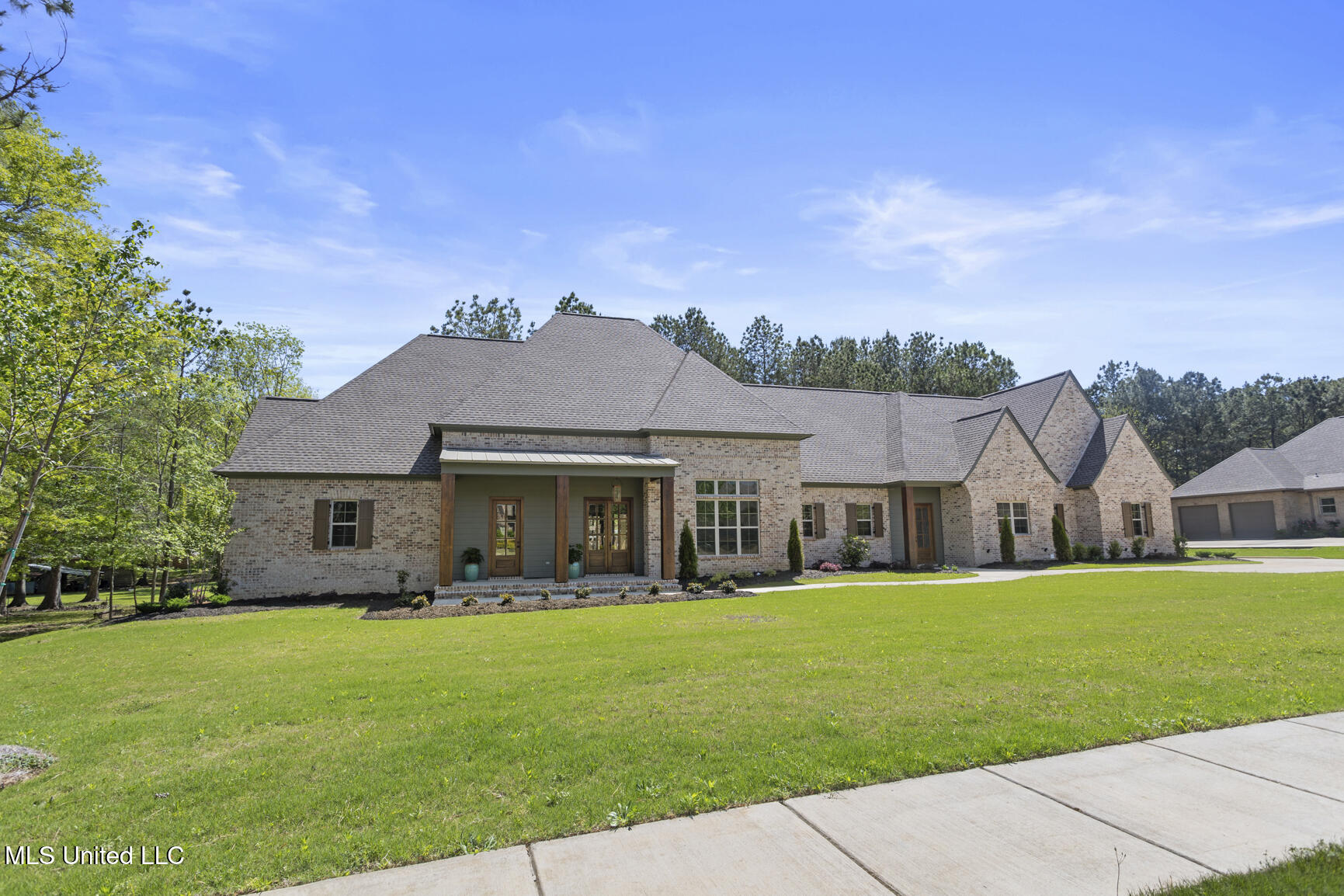 116 Anna Cove, Madison, Mississippi image 1