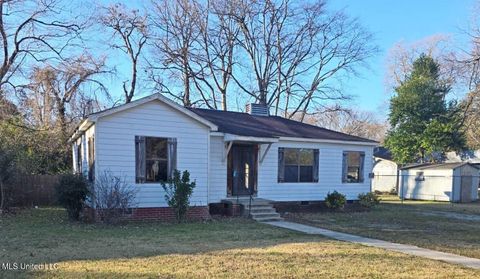 Apartment For Sale - 1421 Highland Avenue<br/> Washington County, Greenville, MS 38701