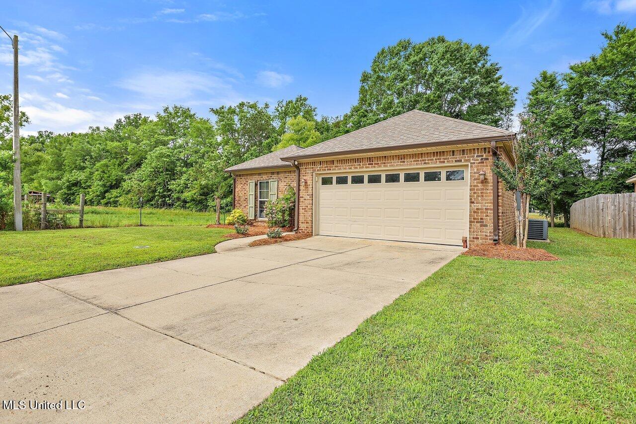 312 Alicetowne Landing, Brandon, Mississippi image 2