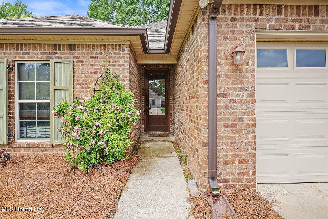 312 Alicetowne Landing, Brandon, Mississippi image 3