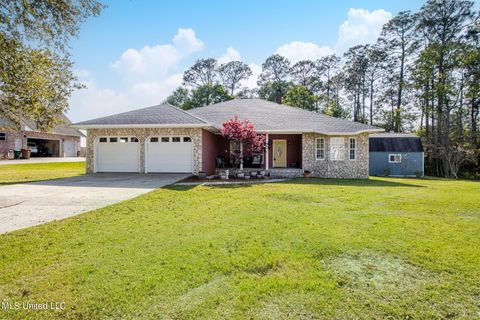 Single Family Residence in Biloxi MS 11741 River Estates Circle.jpg