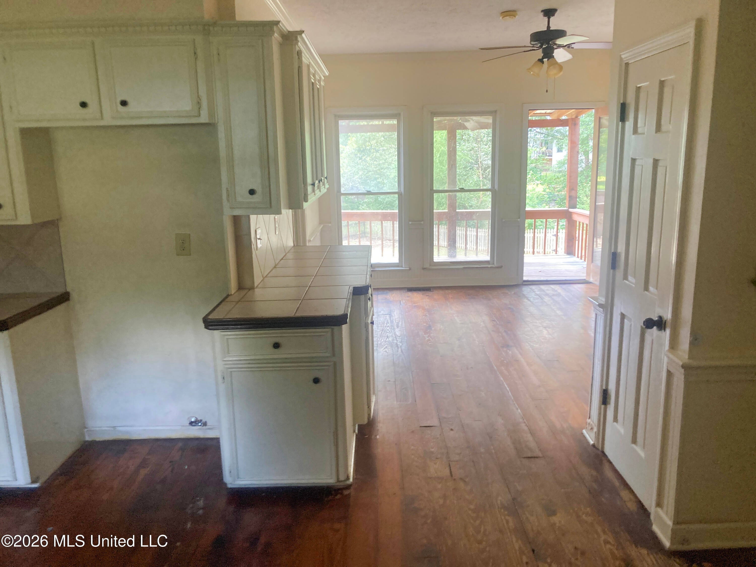 107 Easthaven Circle