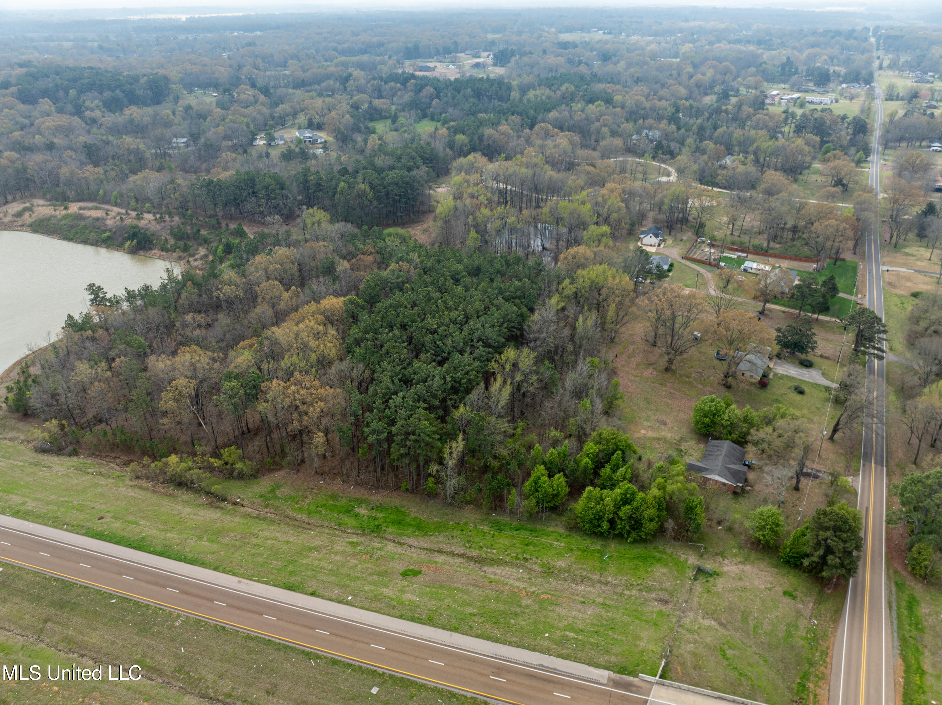 560 N Malone, Hernando, Mississippi image 7