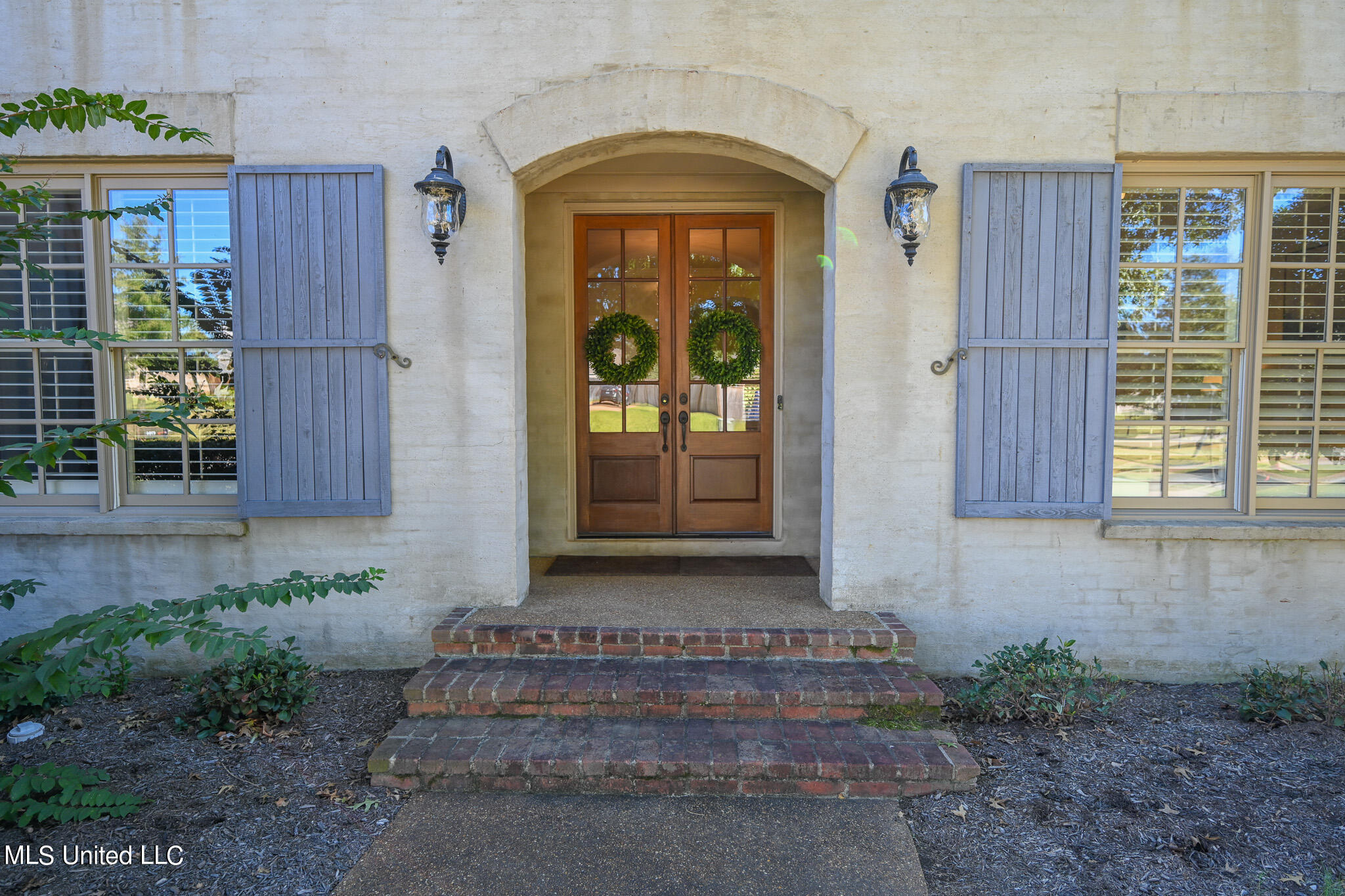 4786 Delbridge E Court, Olive Branch, Mississippi image 7