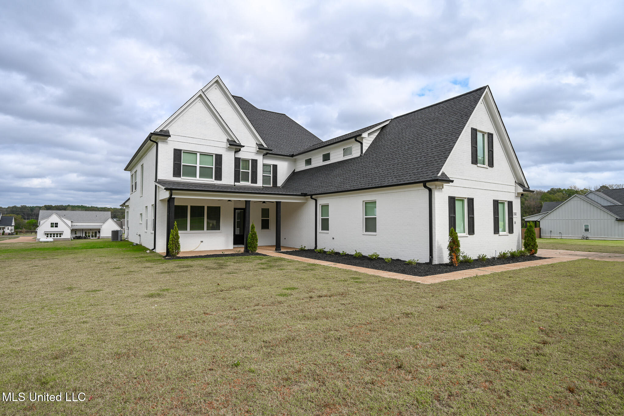 2288 Slocum Road, Hernando, Mississippi image 2