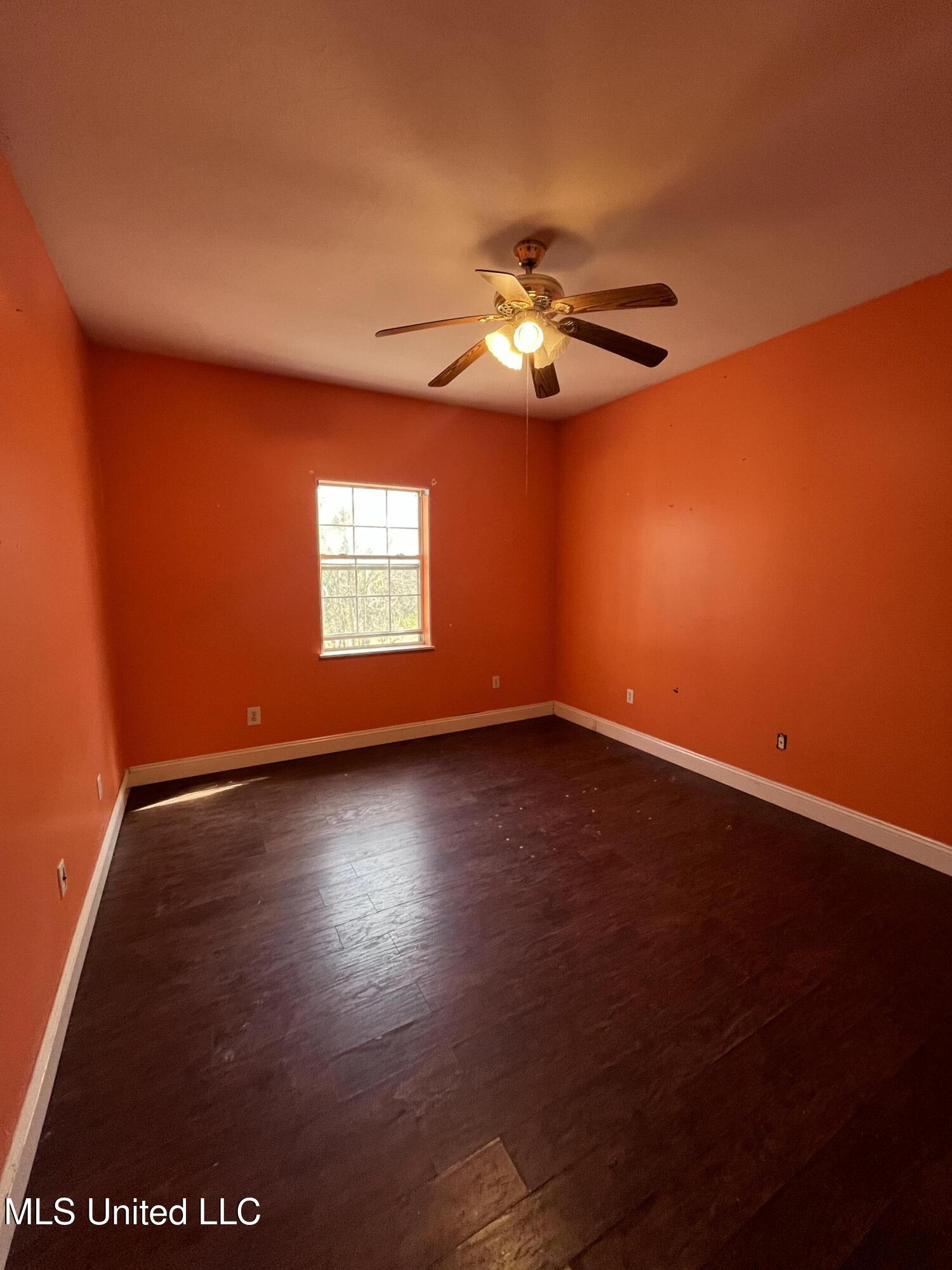 1528 Barracuda Drive, Gautier, Mississippi image 11