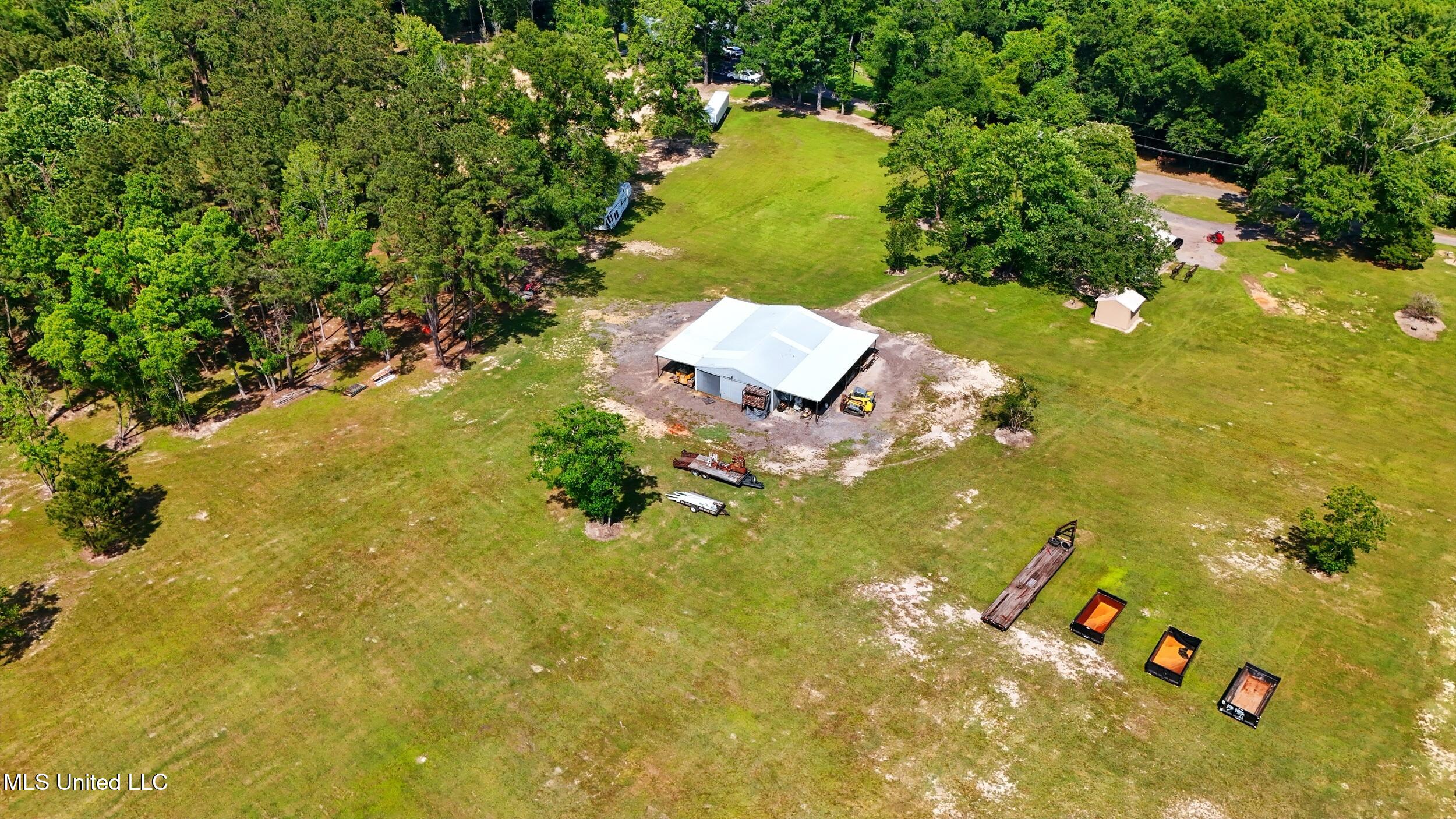 271 Bobby Lane, Picayune, Mississippi image 3