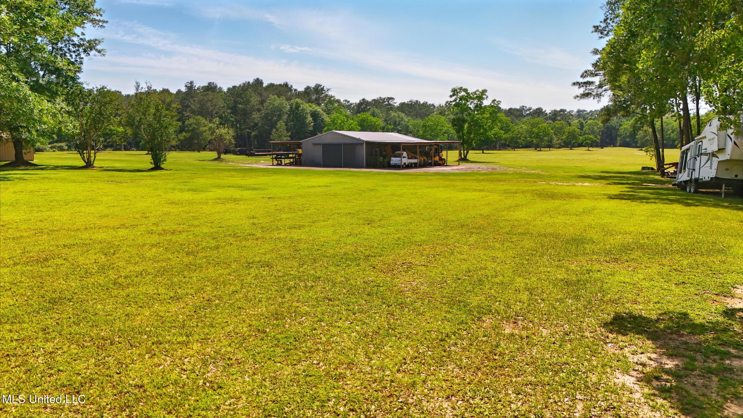 271 Bobby Lane, Picayune, Mississippi image 4