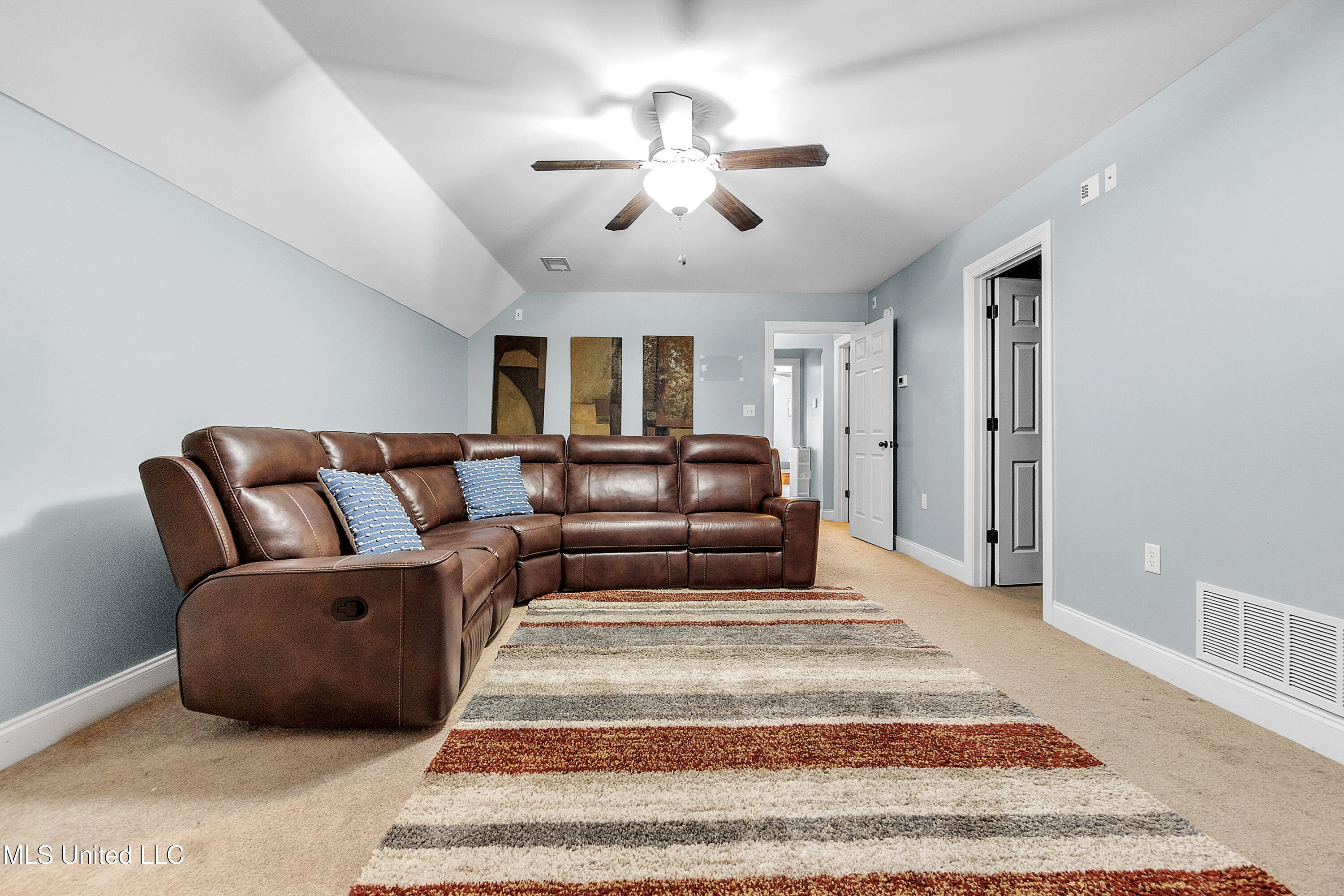 2585 Rodeo Way, Nesbit, Mississippi image 36
