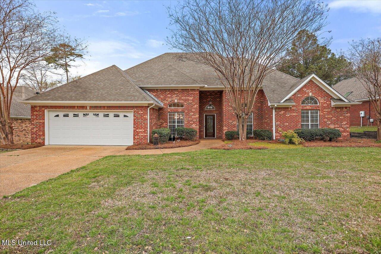 174 Woodlands Glen Circle Cir, Brandon, Mississippi image 1